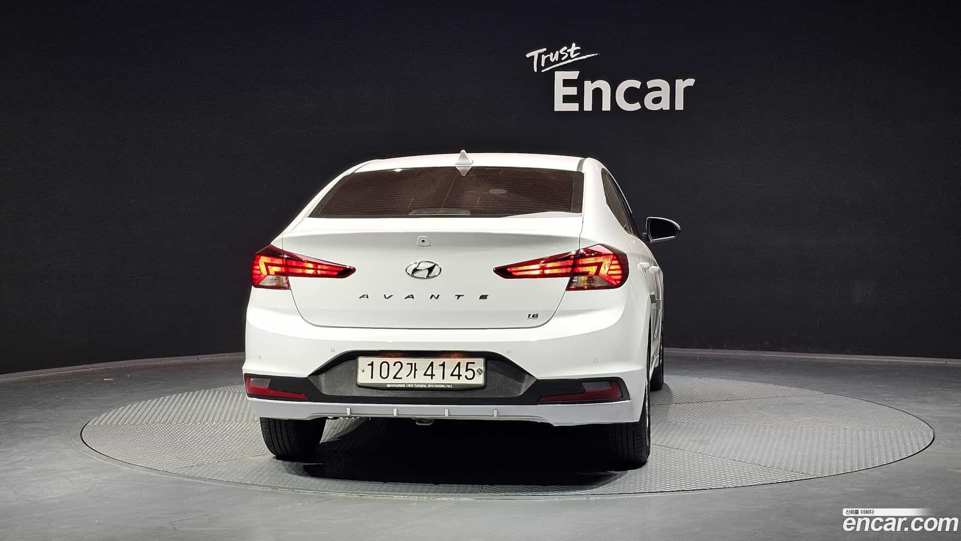 AVANTE Hyundai 2019.8-OUTER-004