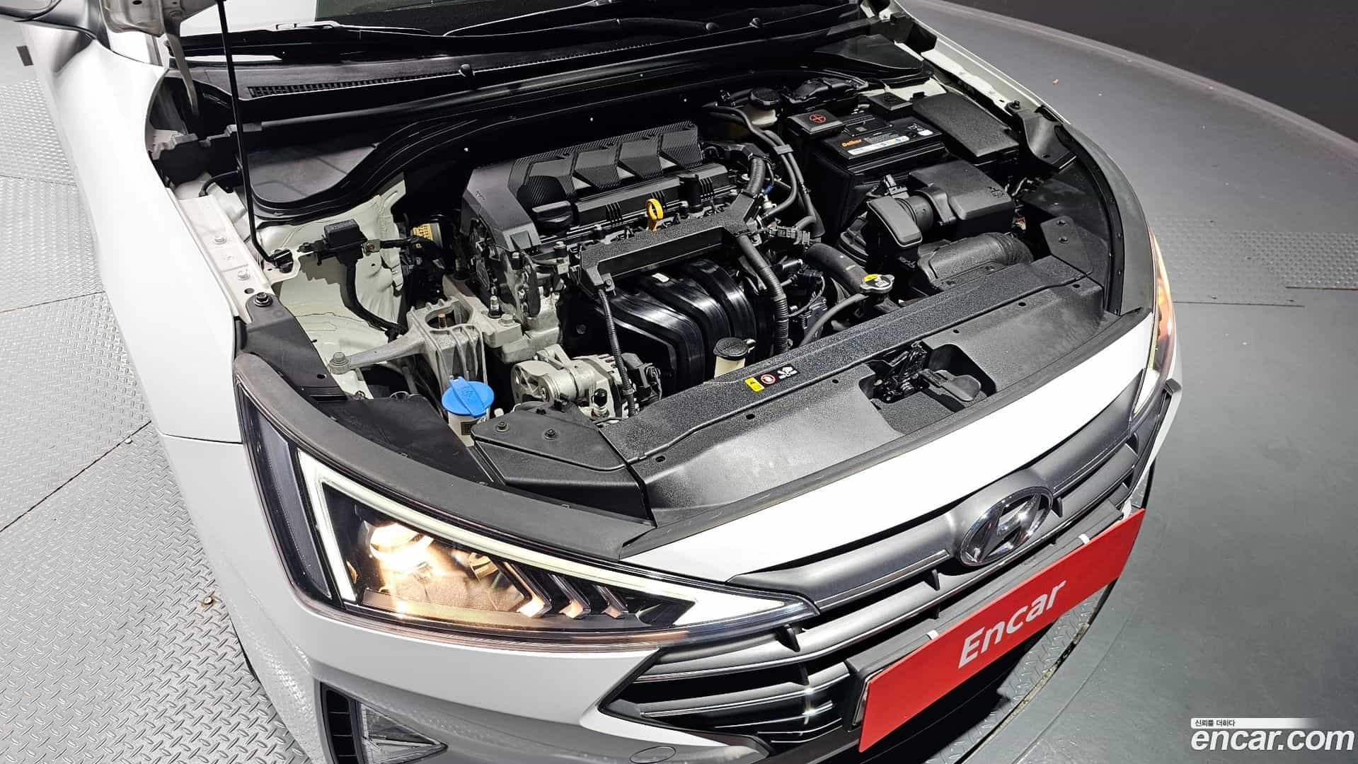 AVANTE Hyundai 2019.8-OUTER-006