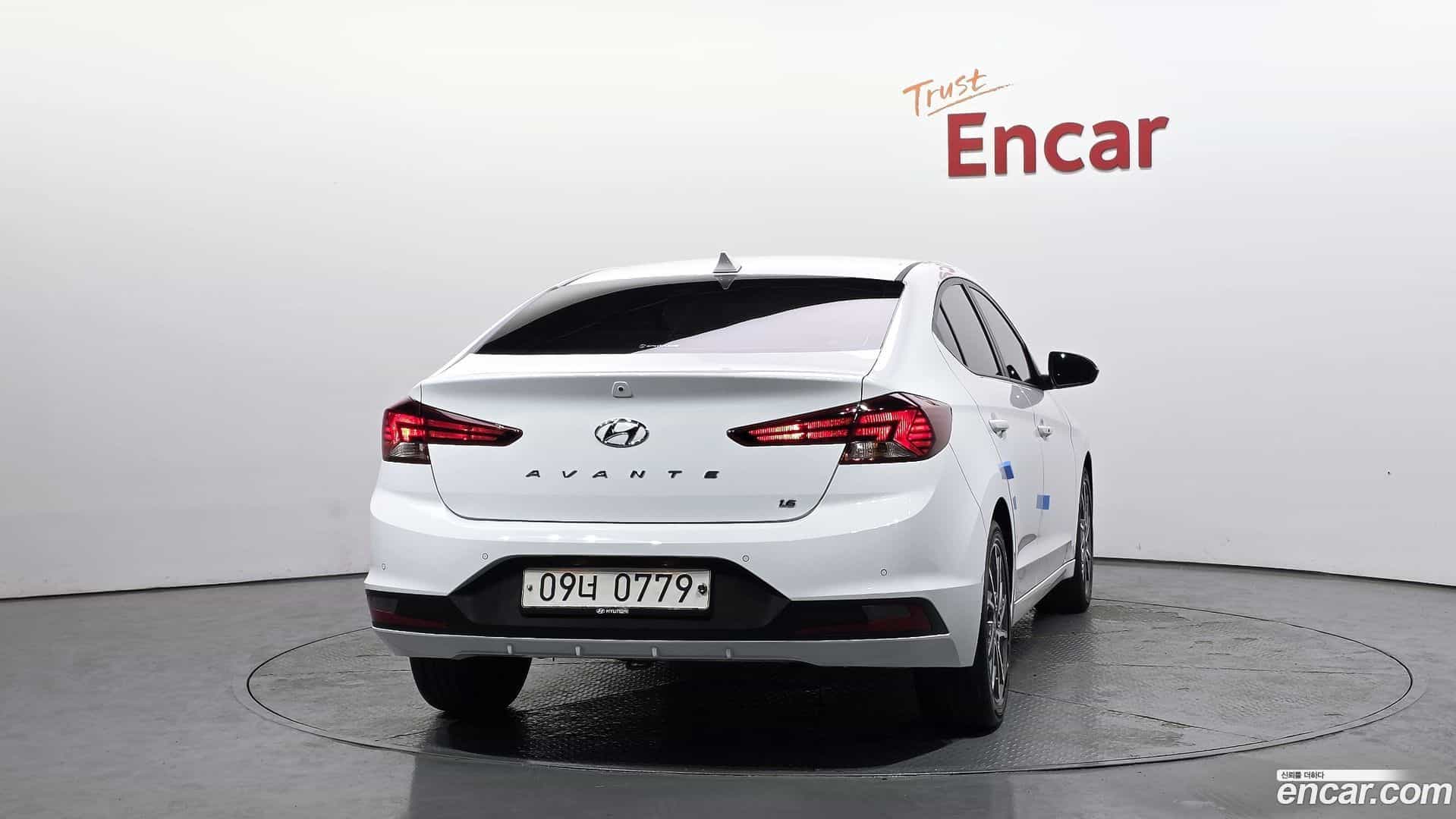 AVANTE Hyundai 2019.4-OUTER-004