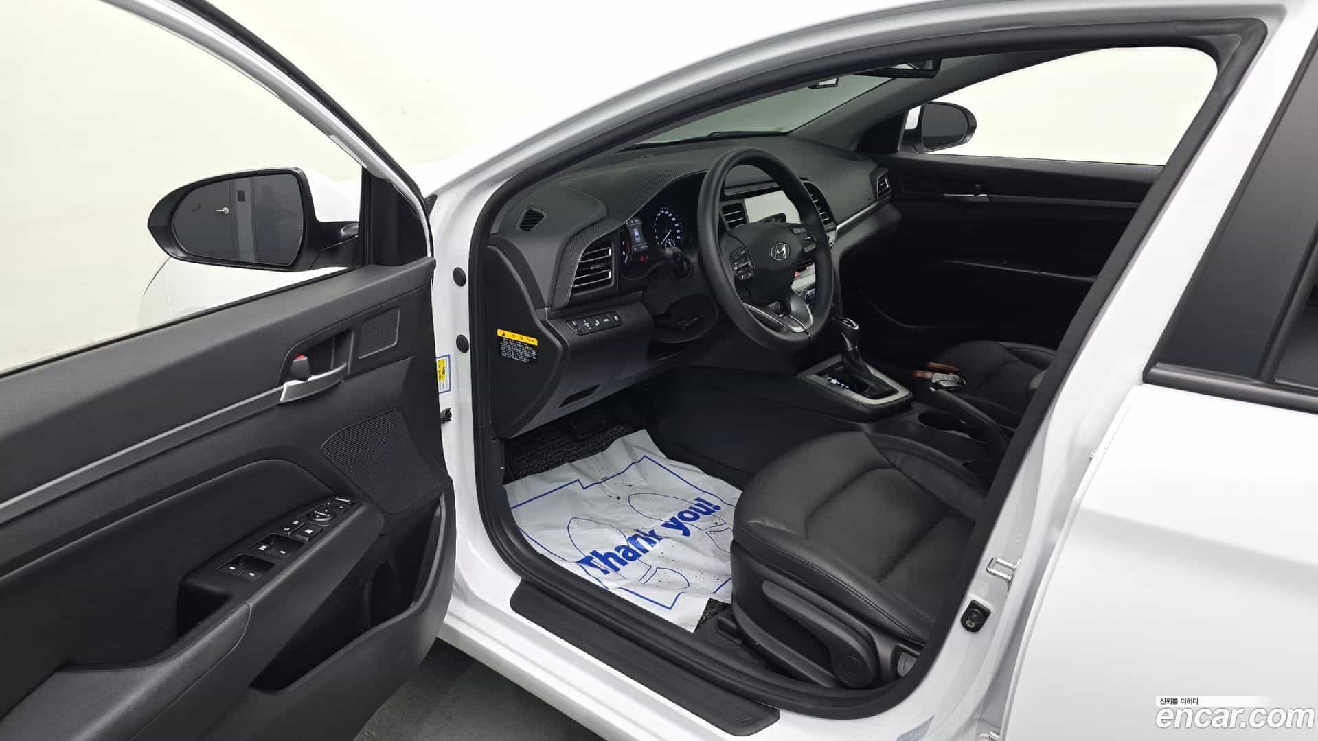 AVANTE Hyundai 2019.4-INNER-010