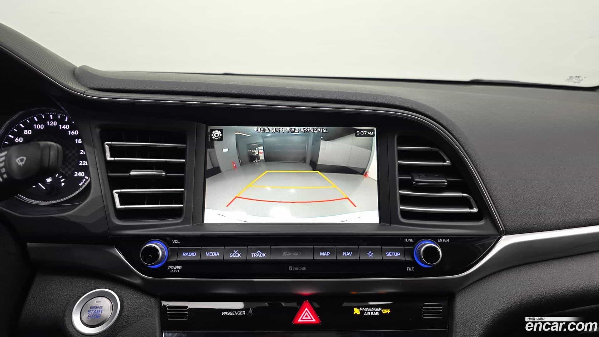 AVANTE Hyundai 2019.4-OPTION-022