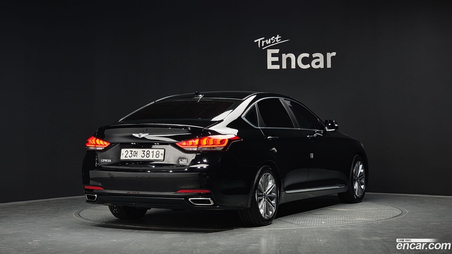 Main__Slider__Photo:Genesis Hyundai 2014.4-1