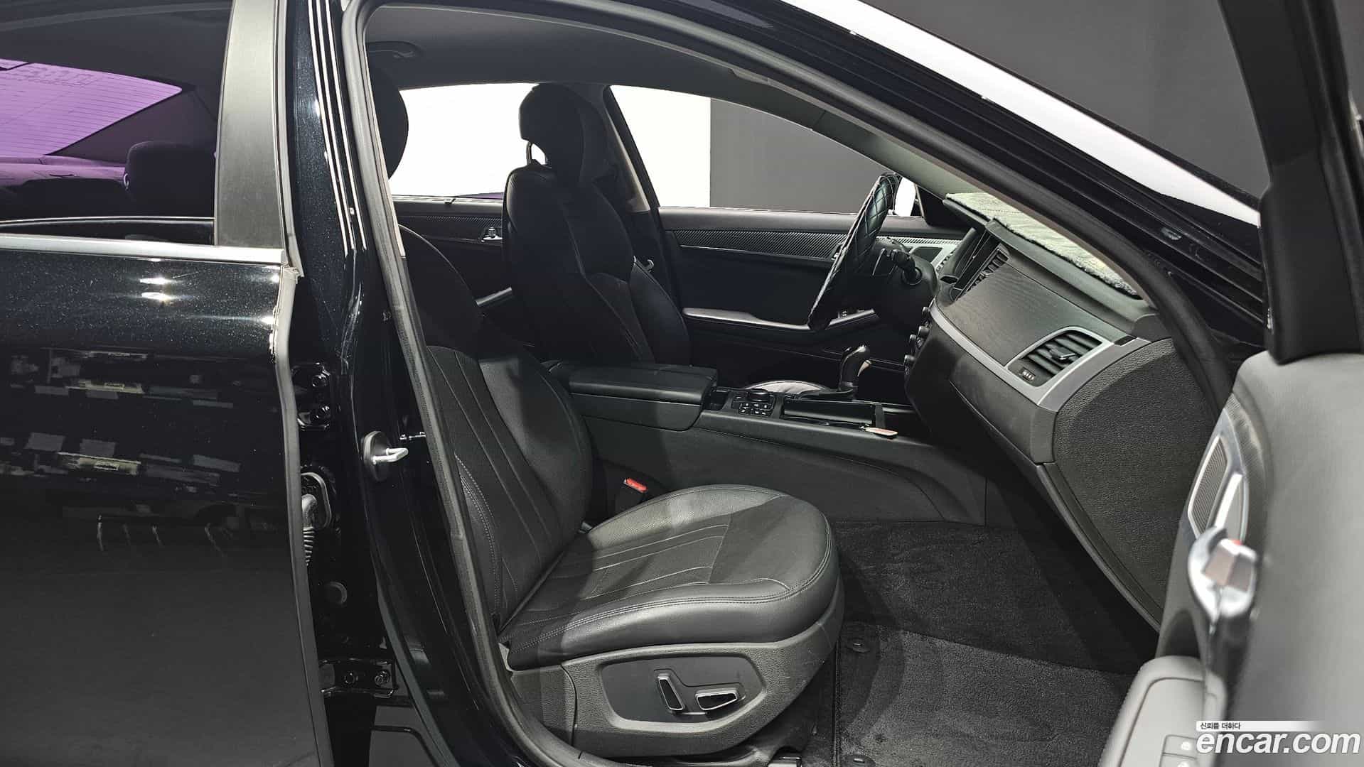 Genesis Hyundai 2014.4-INNER-010