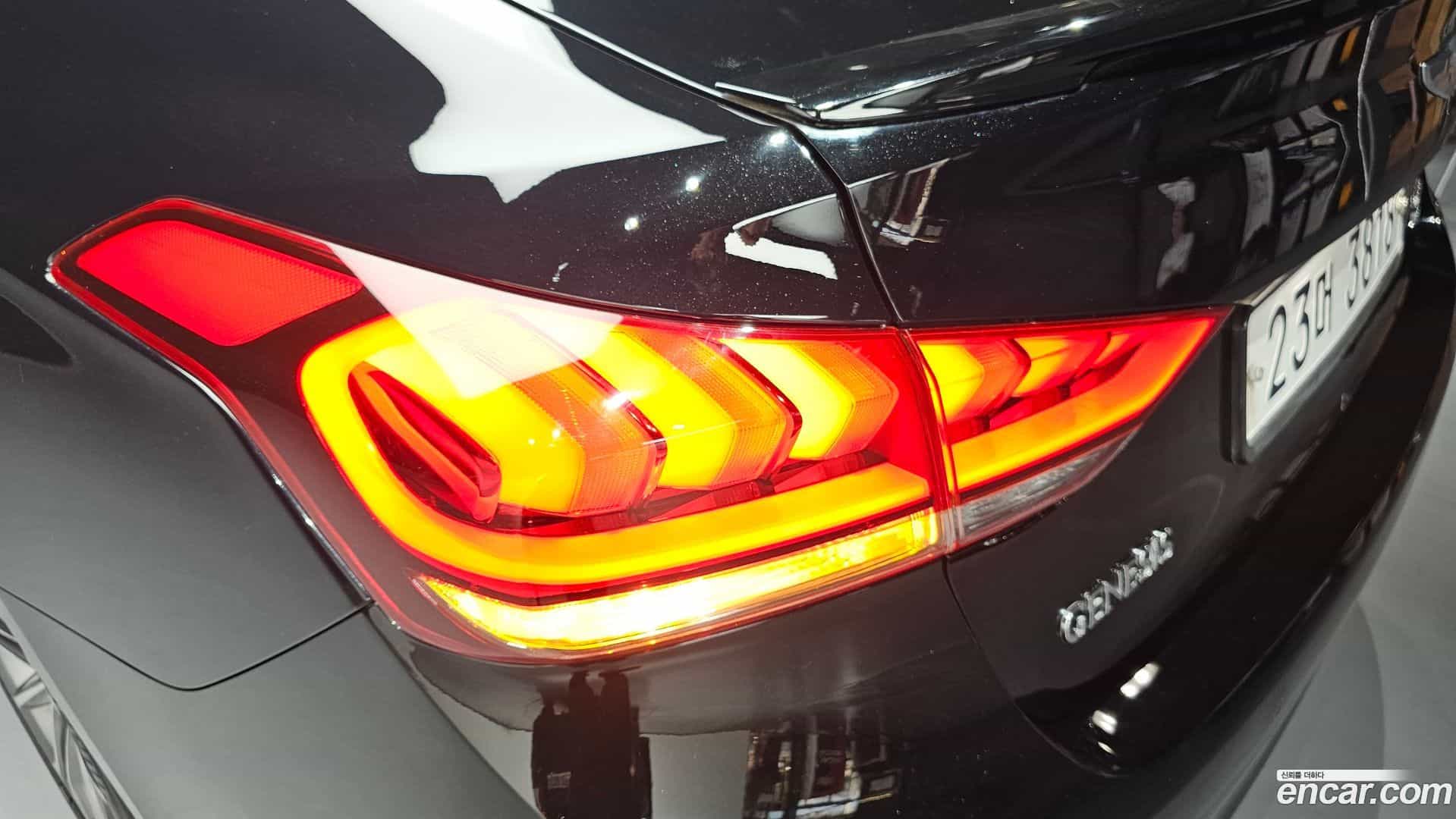 Genesis Hyundai 2014.4-OUTER-033