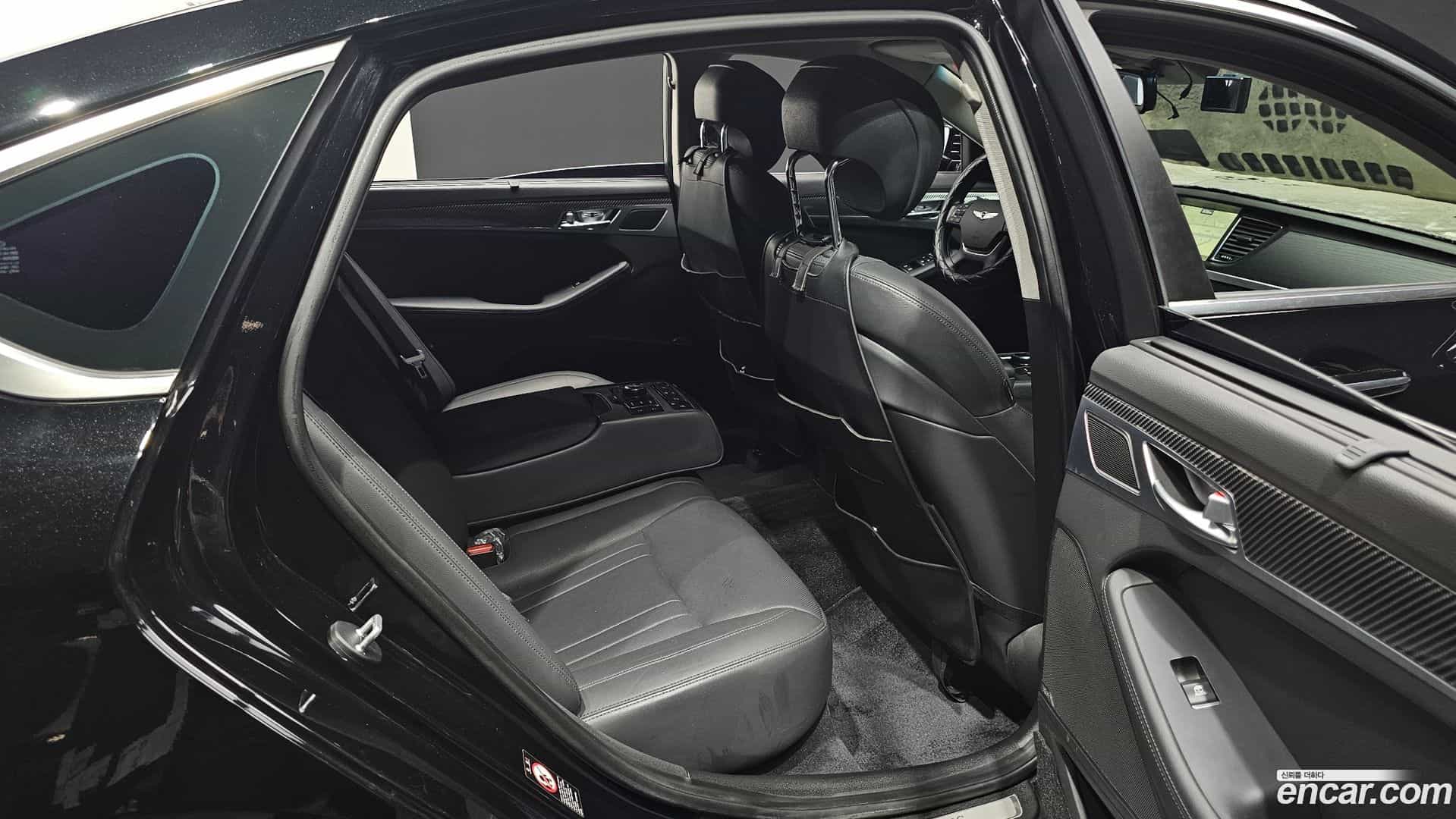 Genesis Hyundai 2014.4-INNER-036