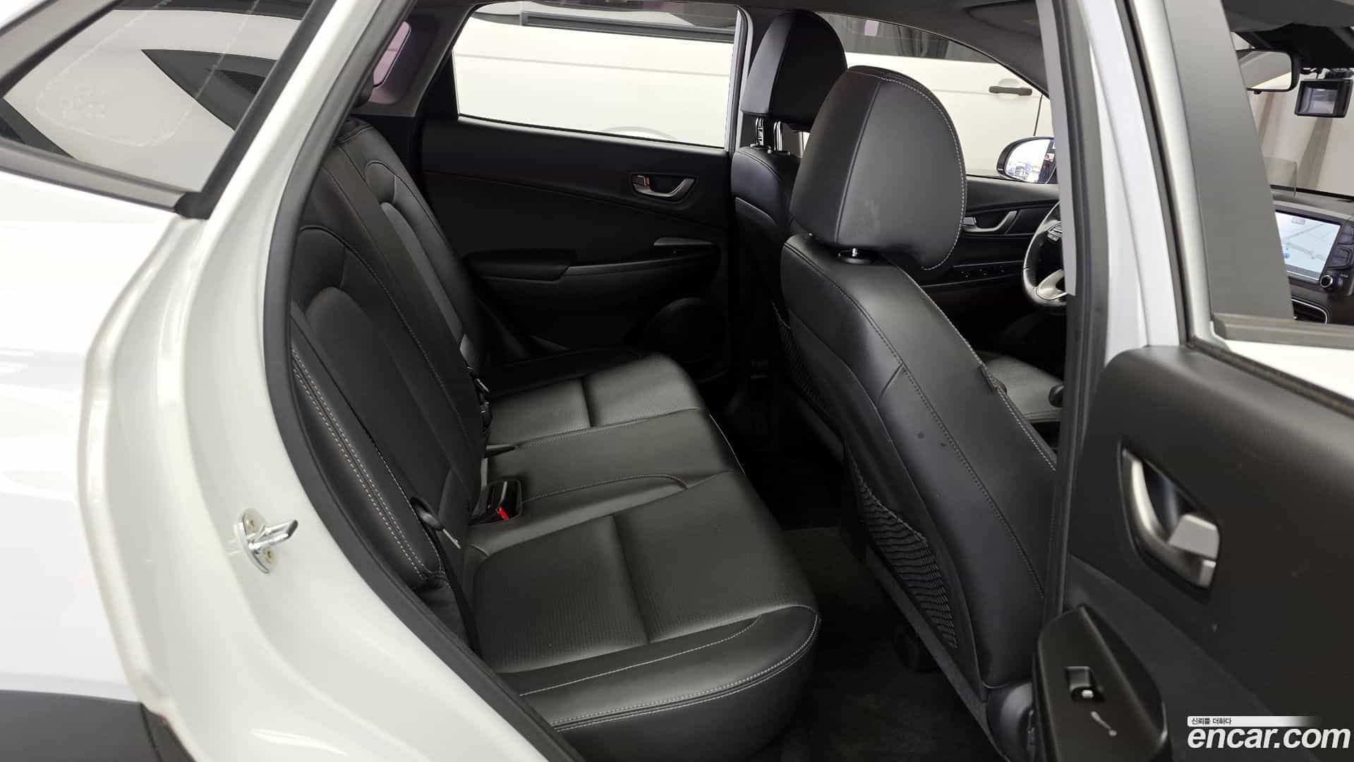 Kona Hyundai 2018.3-OPTION-015