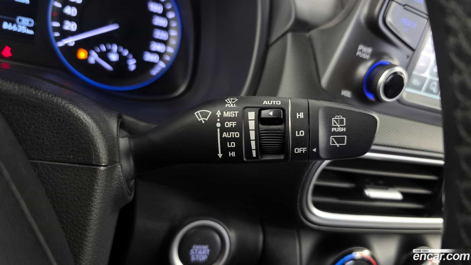 Kona Hyundai 2018.3-OPTION-023