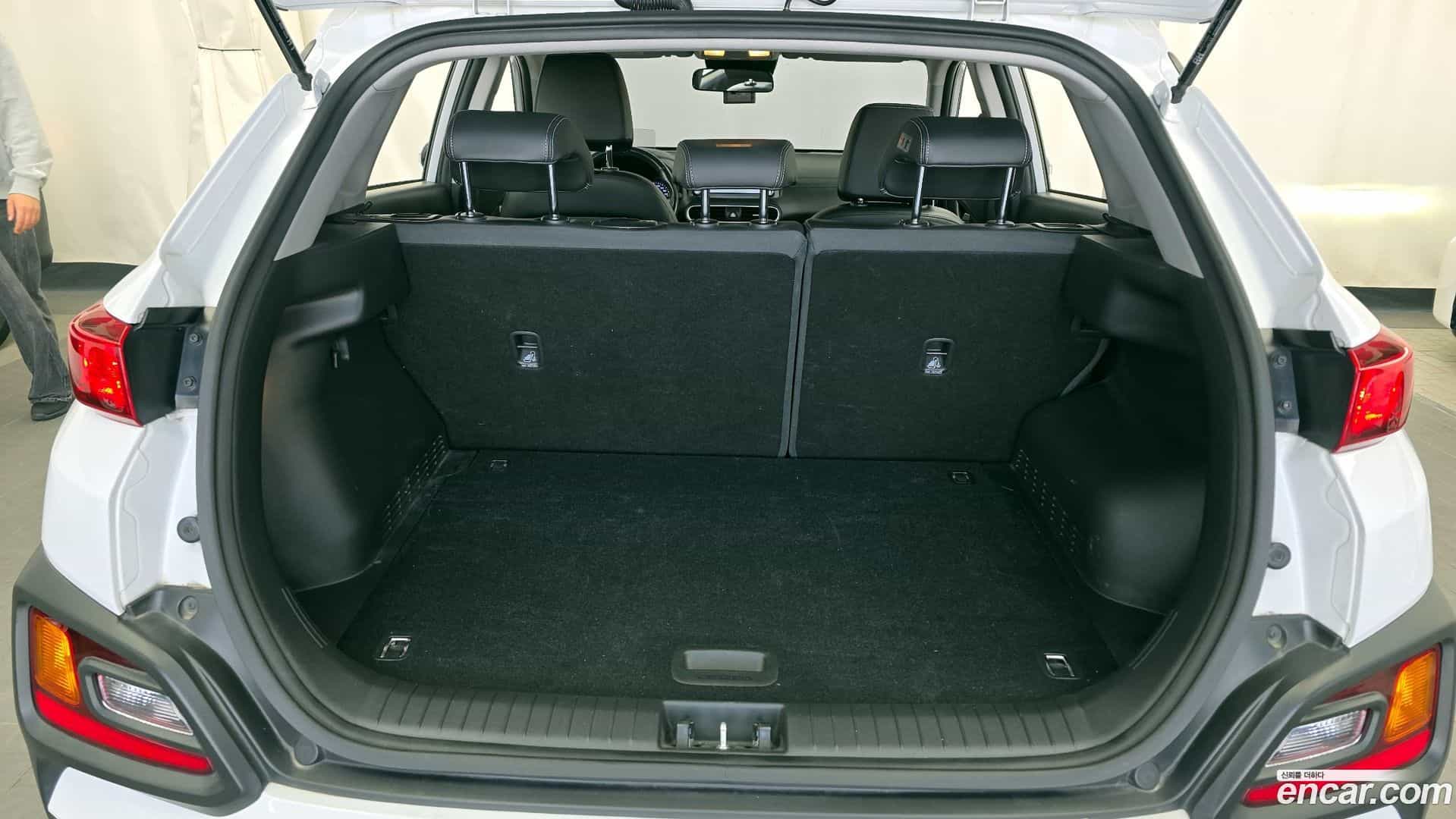 Kona Hyundai 2018.3-OPTION-024