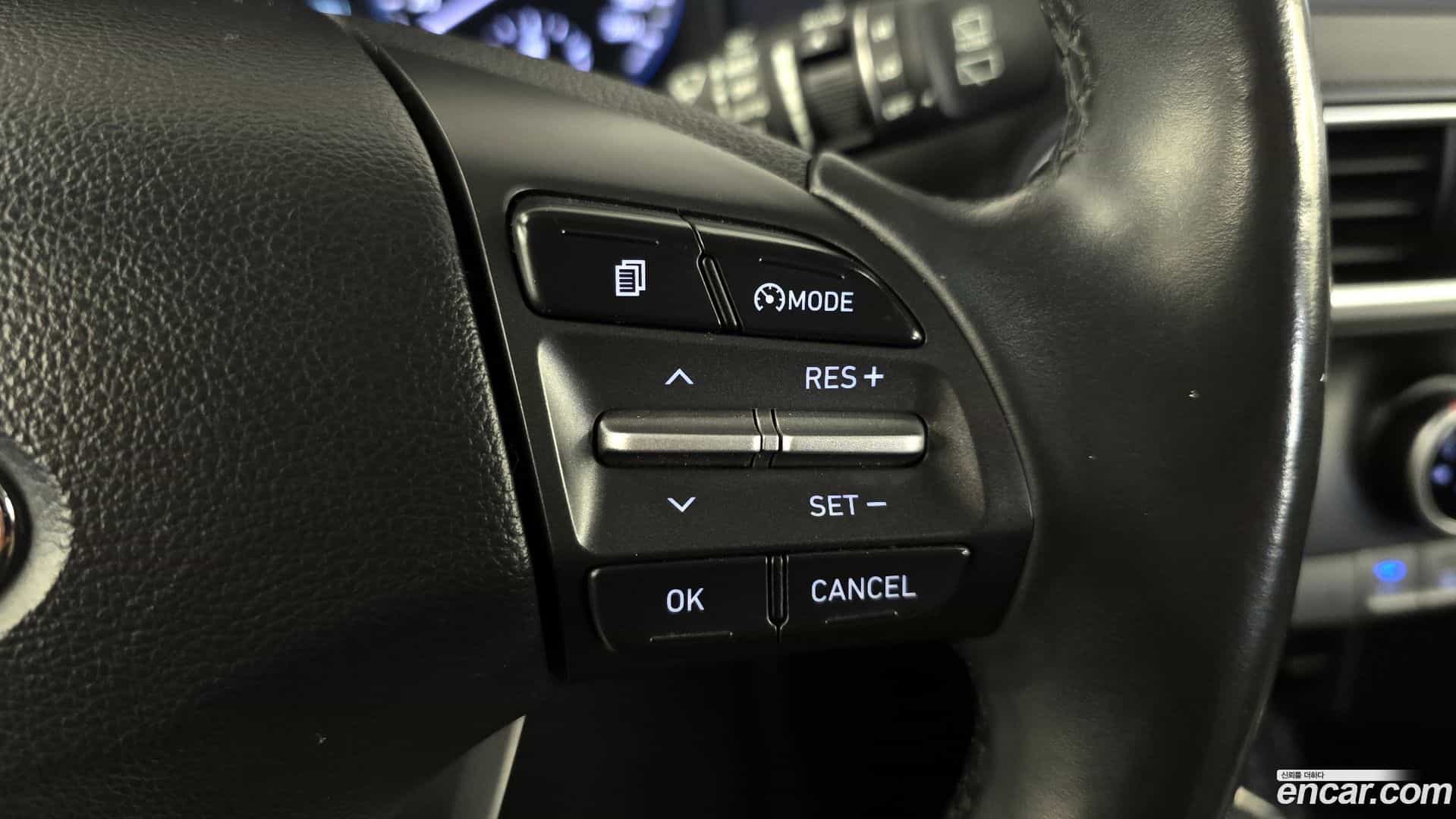 Kona Hyundai 2018.3-OPTION-041