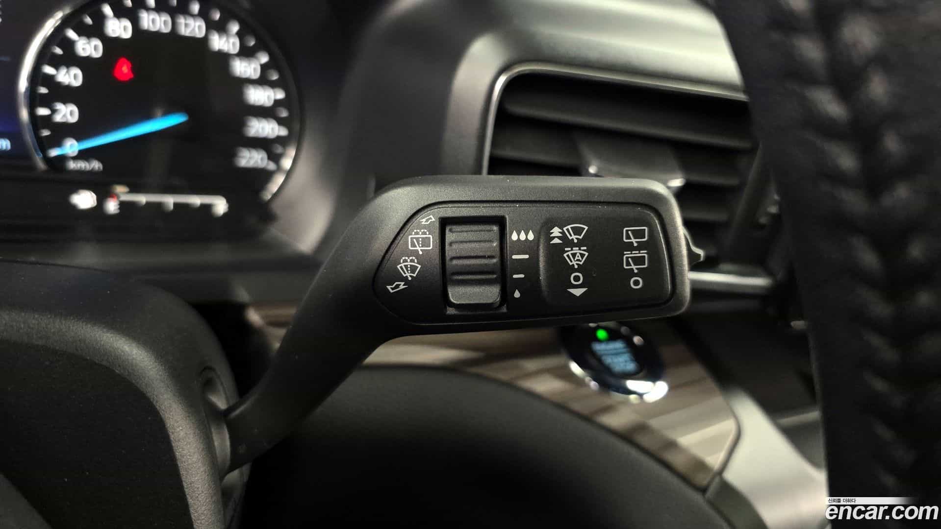 Explorer Ford 2020.5-OPTION-041