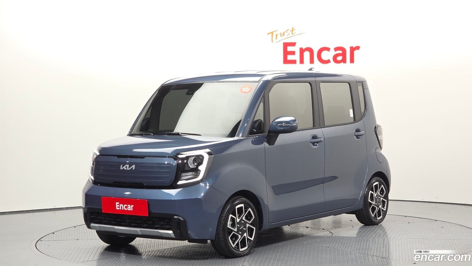 Main__Slider__Photo:RAY Kia 2024.2-0