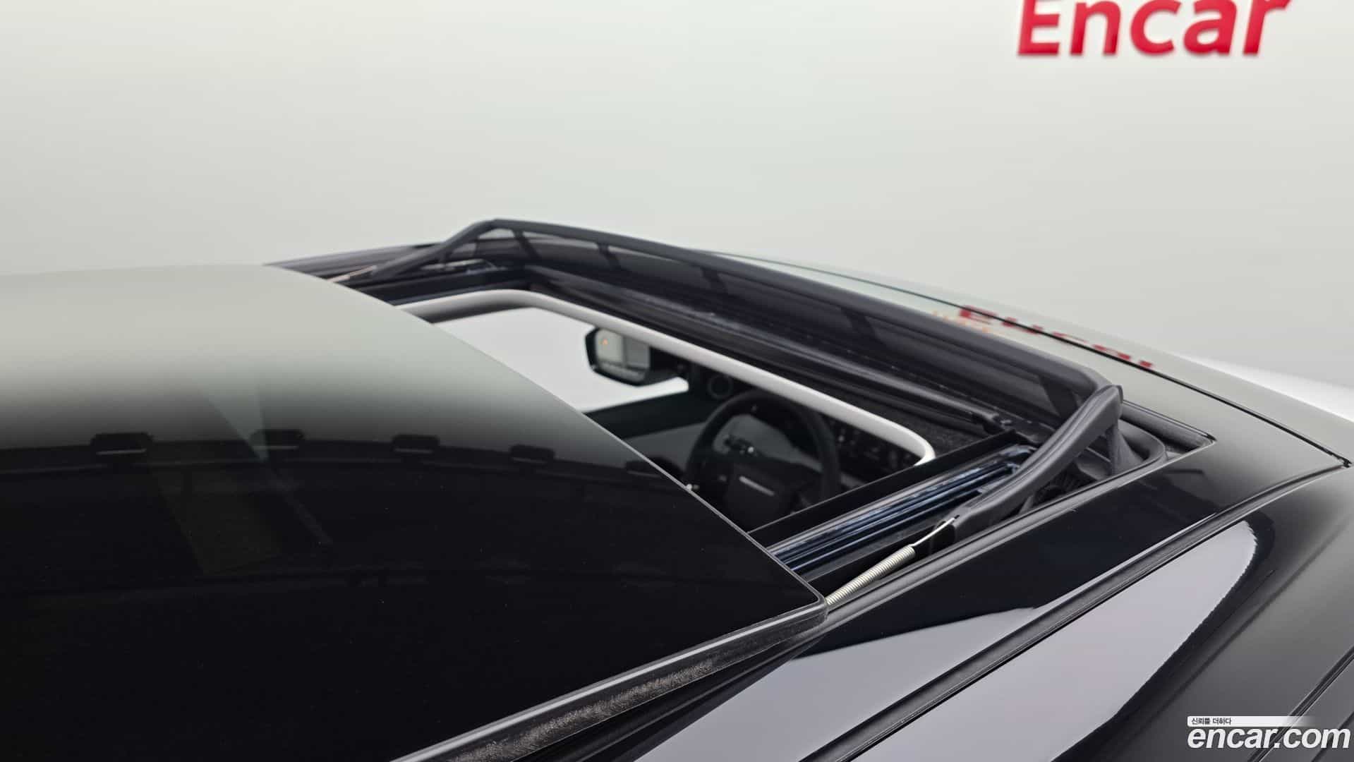 Range Rover Evoque Land Rover 2025.2-OPTION-023