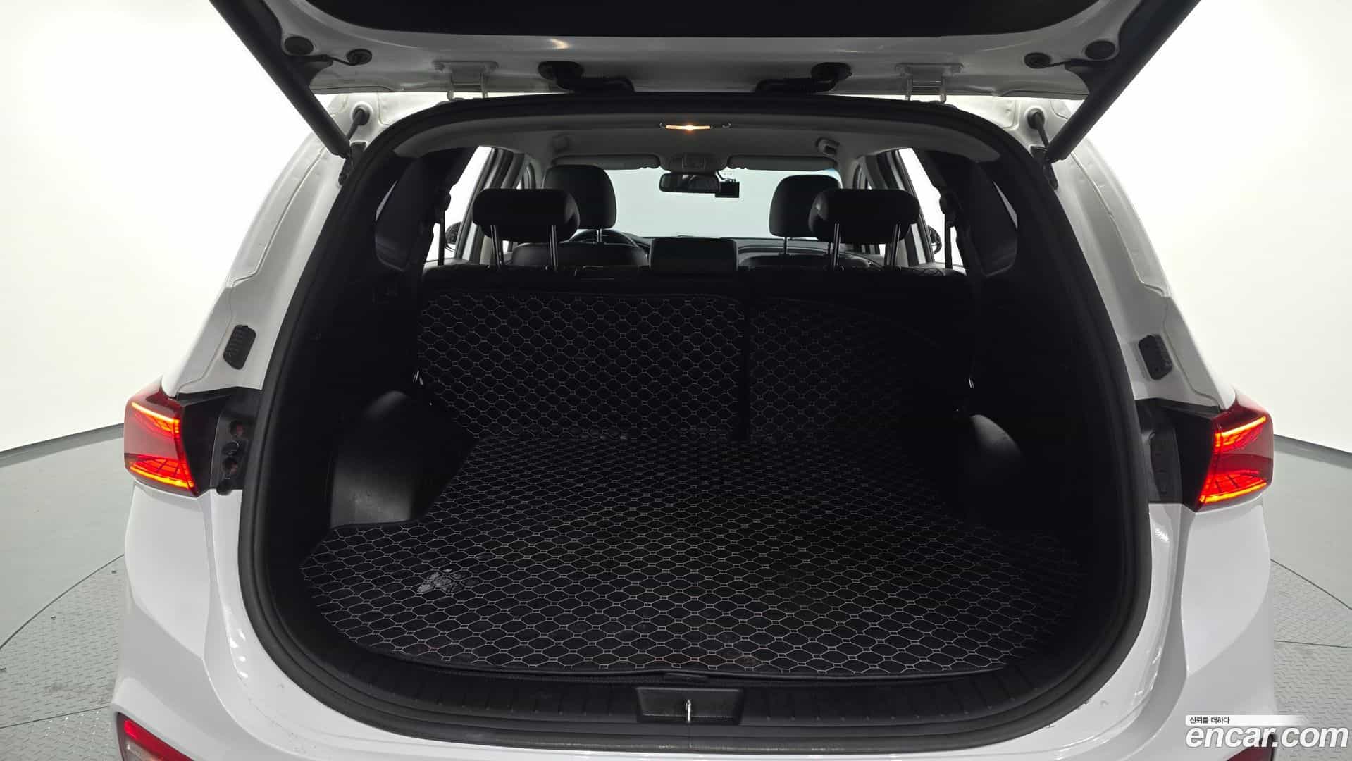 Santafe Hyundai 2019.4-OPTION-023