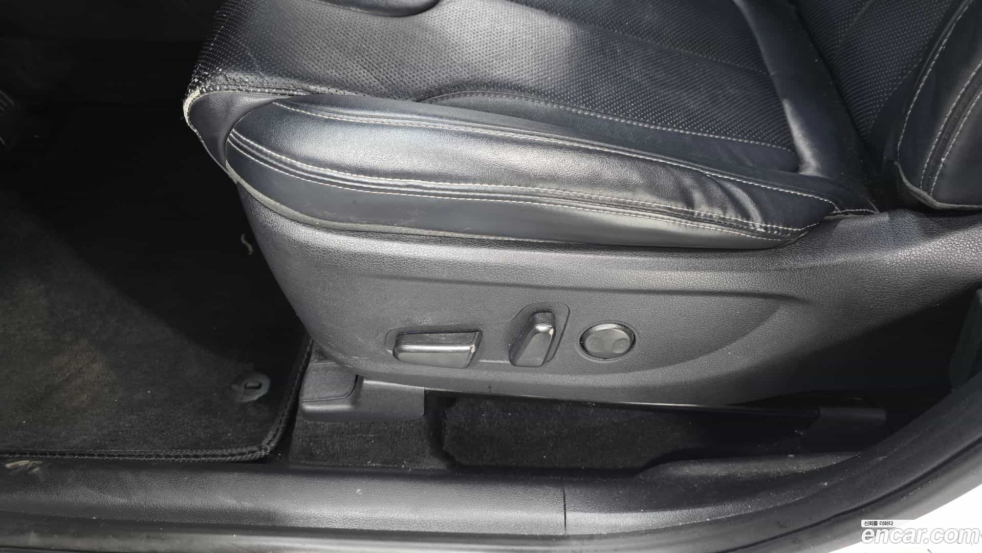 Santafe Hyundai 2019.4-OPTION-043