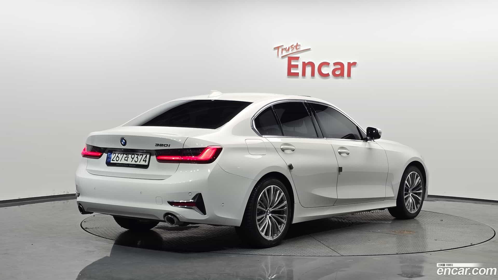 3-Series BMW 2021.3-OUTER-002