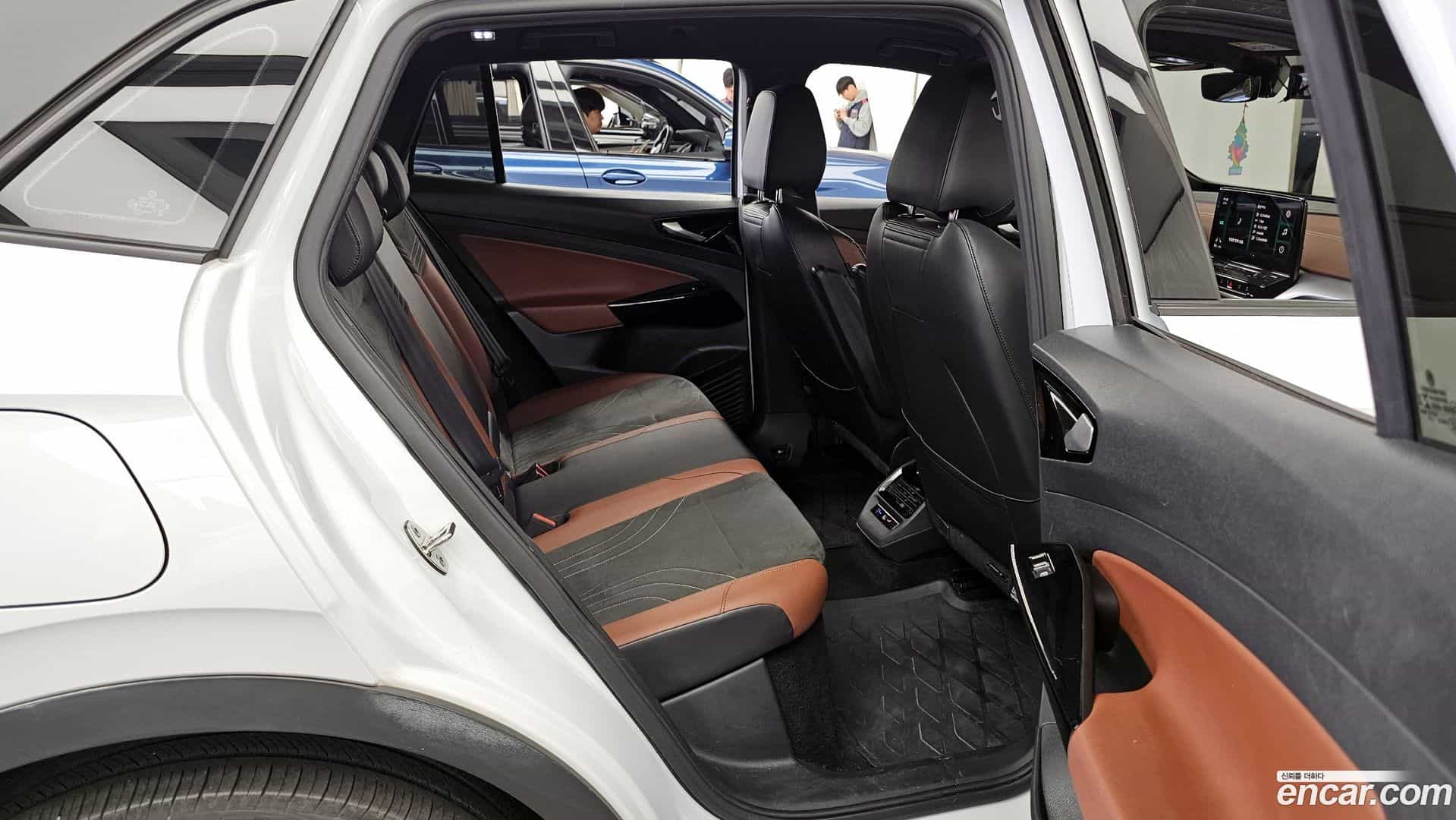 ID.4 Volkswagen 2022.8-OPTION-016