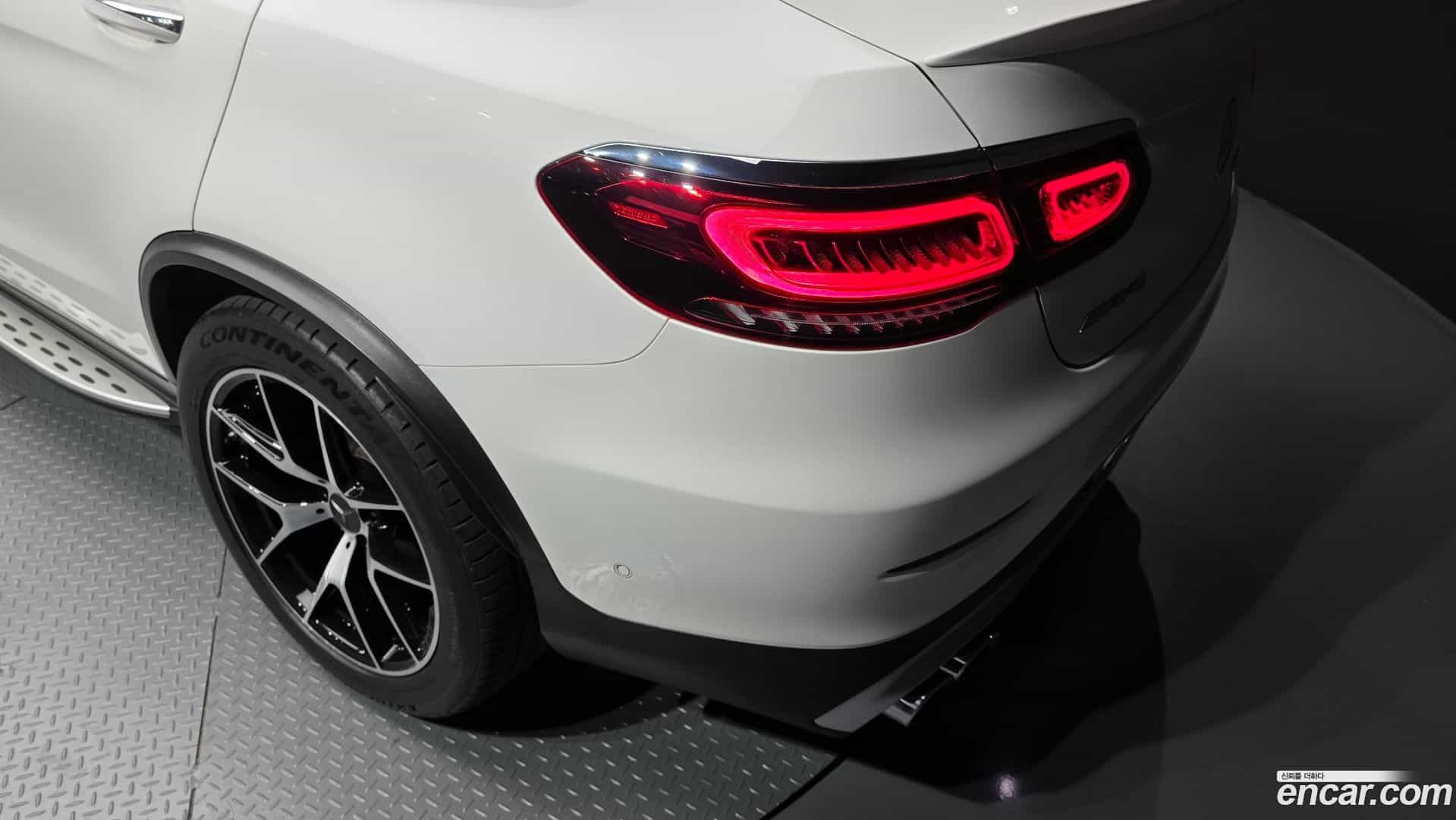 GLC-Class Mercedes-Benz 2022.5-OUTER-033