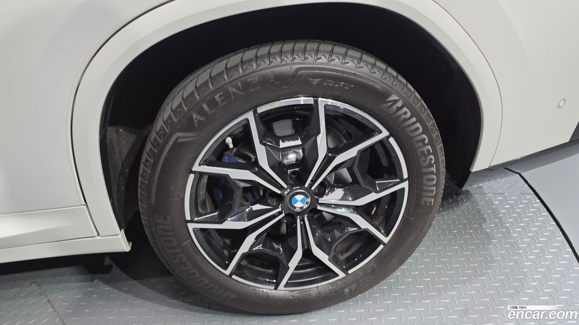 Main__Slider__Photo:X4 BMW 2023.3-20