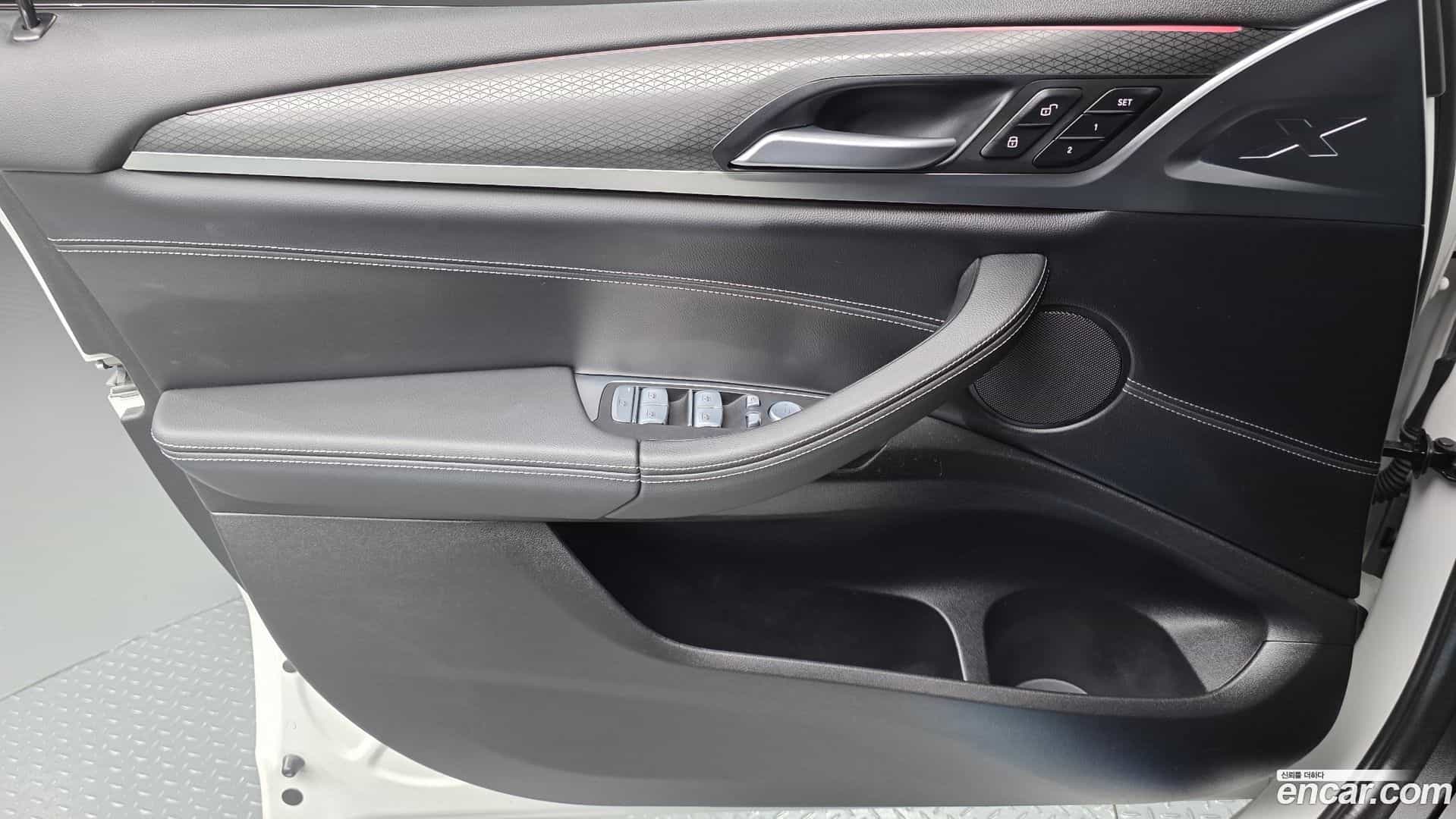 X4 BMW 2023.3-INNER-034