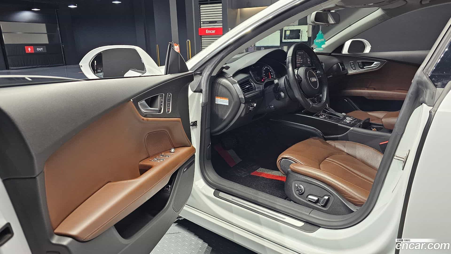 A7 Audi 2015.10-INNER-010