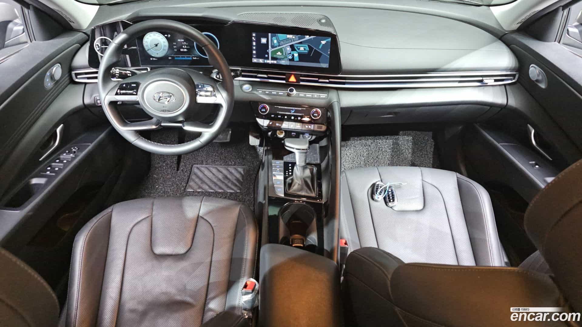 AVANTE Hyundai 2020.4-INNER-007