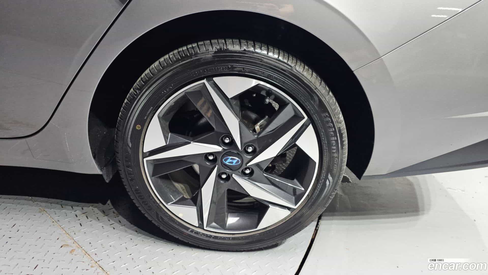 AVANTE Hyundai 2020.4-OUTER-031