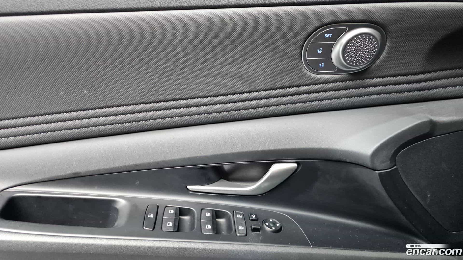 AVANTE Hyundai 2020.4-INNER-036