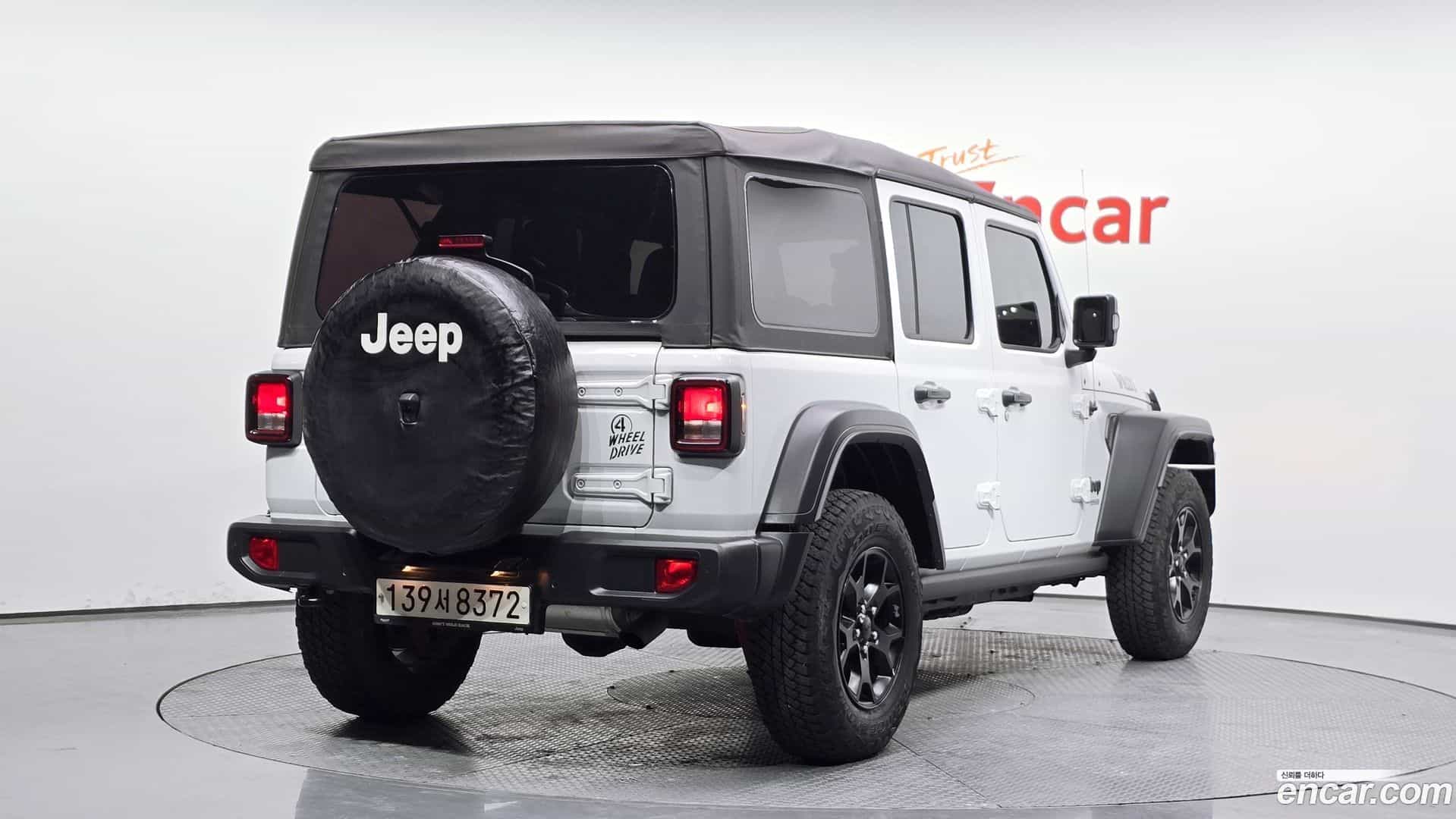 Wrangler Jeep 2020.10-OUTER-002