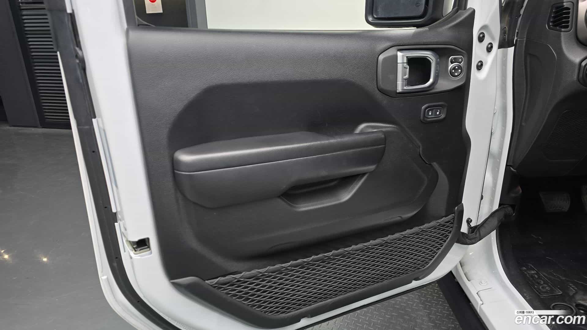 Wrangler Jeep 2020.10-INNER-034