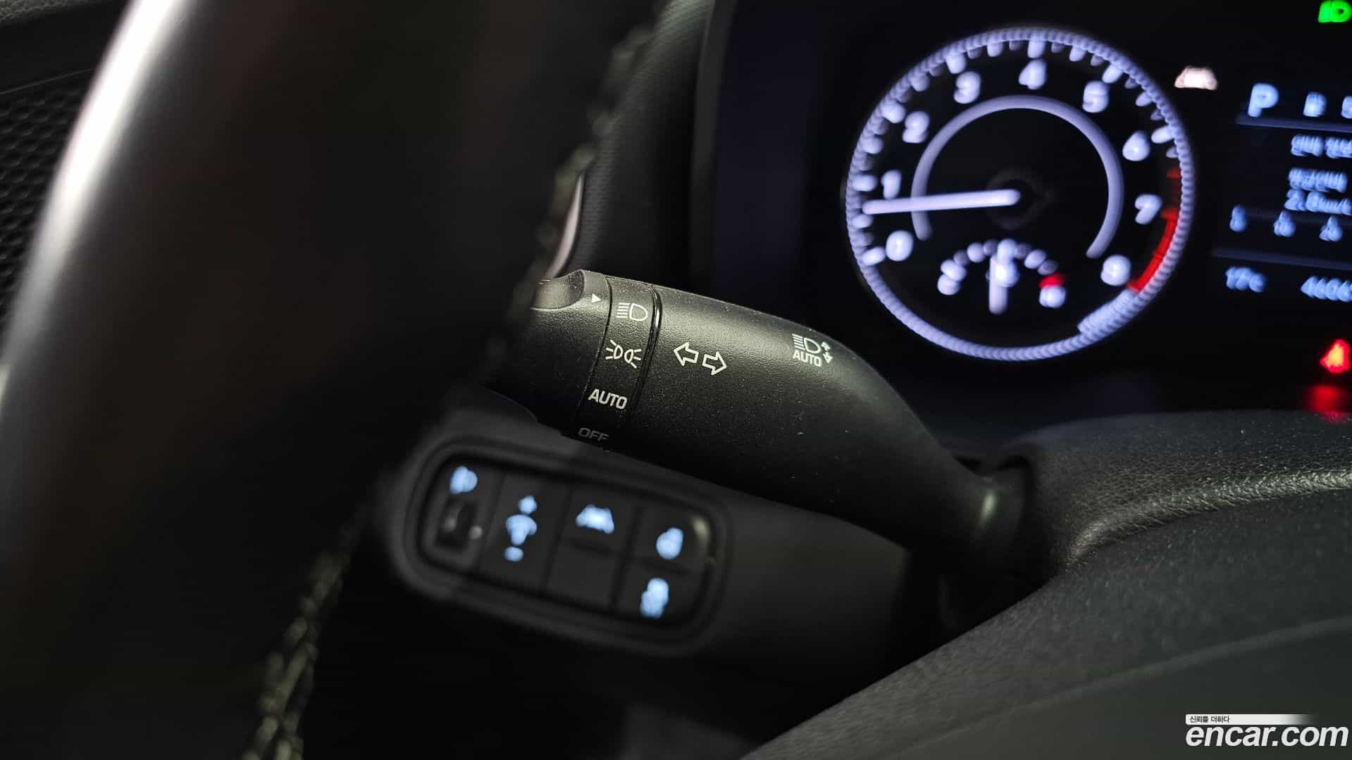 Venue Hyundai 2021.1-OPTION-046