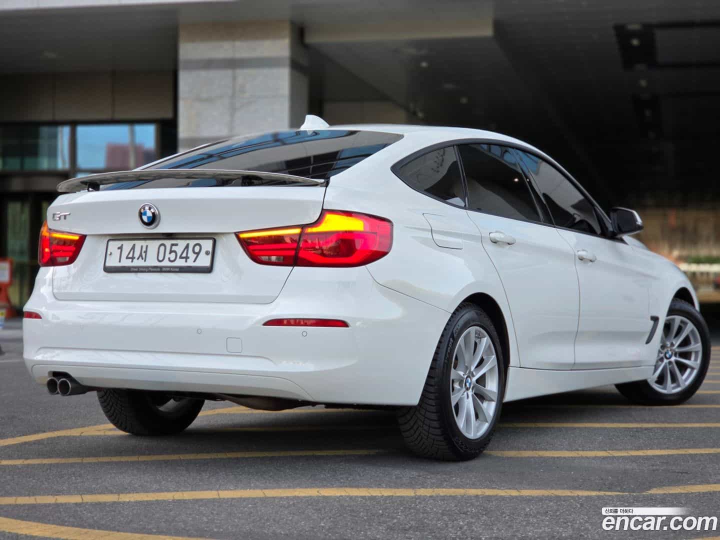 Gran Turismo BMW 2018.11-OUTER-004