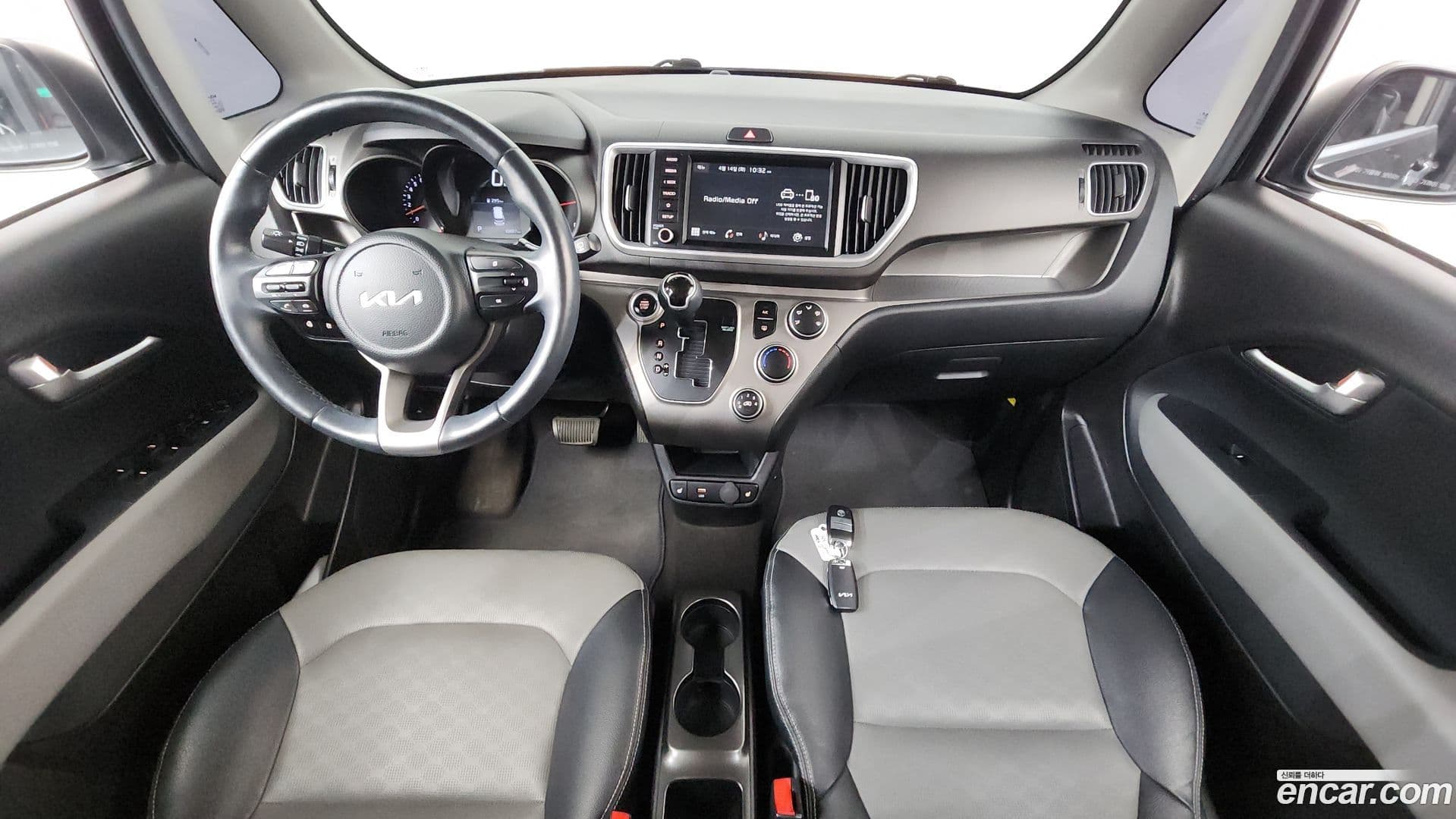 Main__Slider__Photo:RAY Kia 2022.0-6
