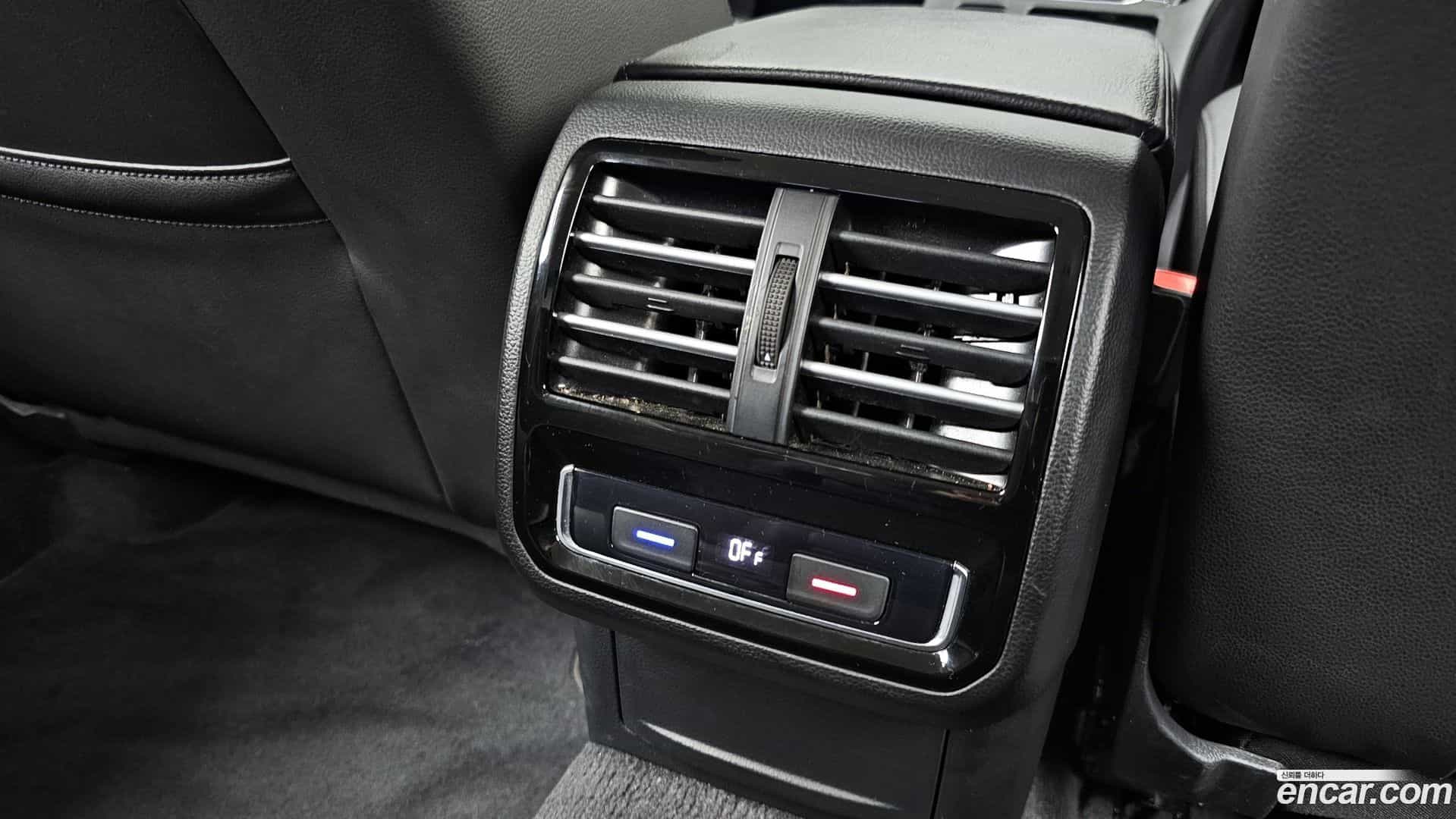 Passat Volkswagen 2018.10-OPTION-023