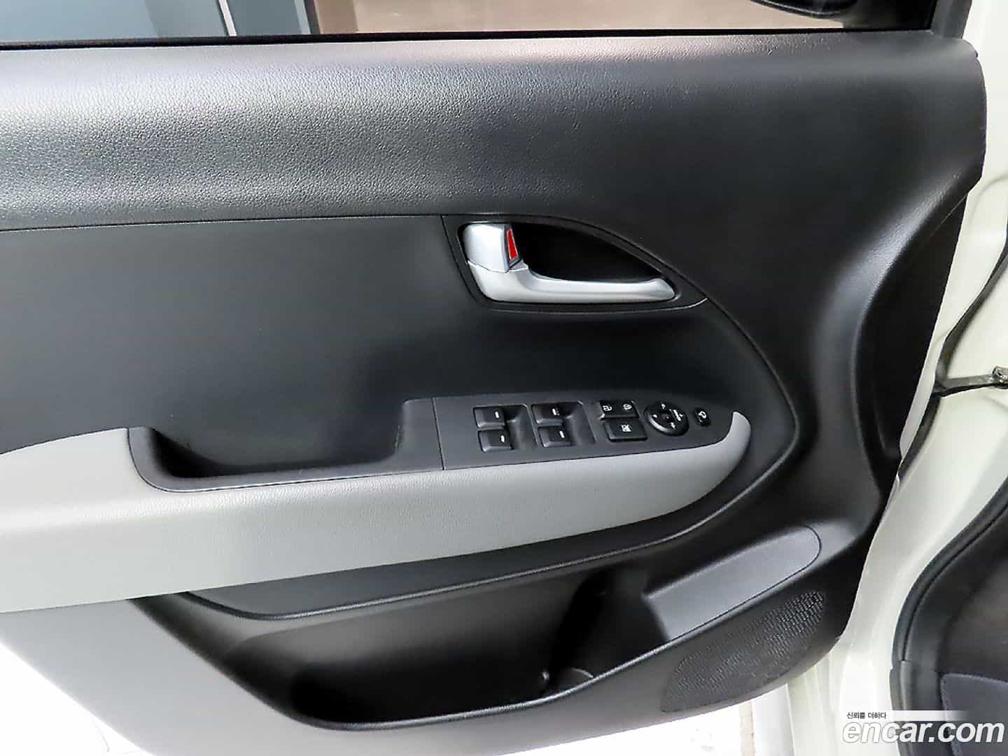 RAY Kia 2018.8-OPTION-016