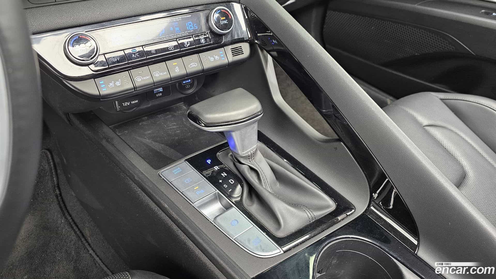 AVANTE Hyundai 2020.9-INNER-009