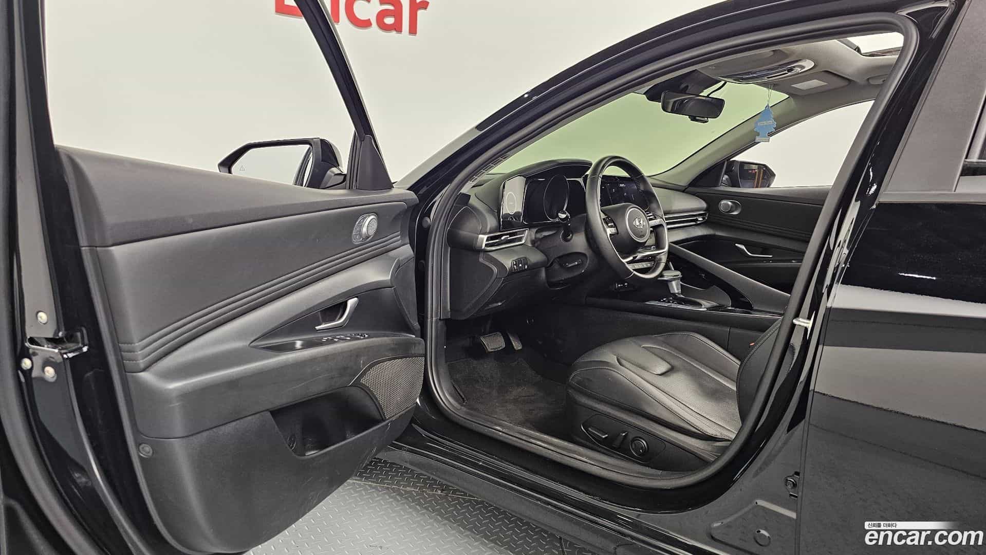 AVANTE Hyundai 2020.9-INNER-010