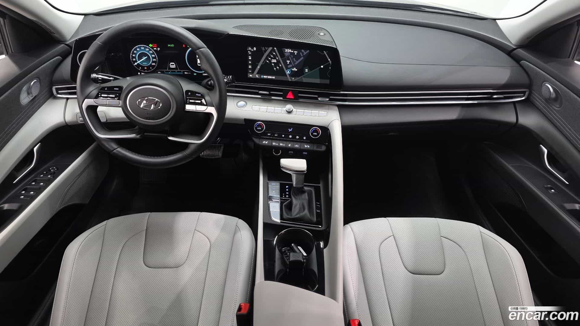 AVANTE Hyundai 2022.10-INNER-007
