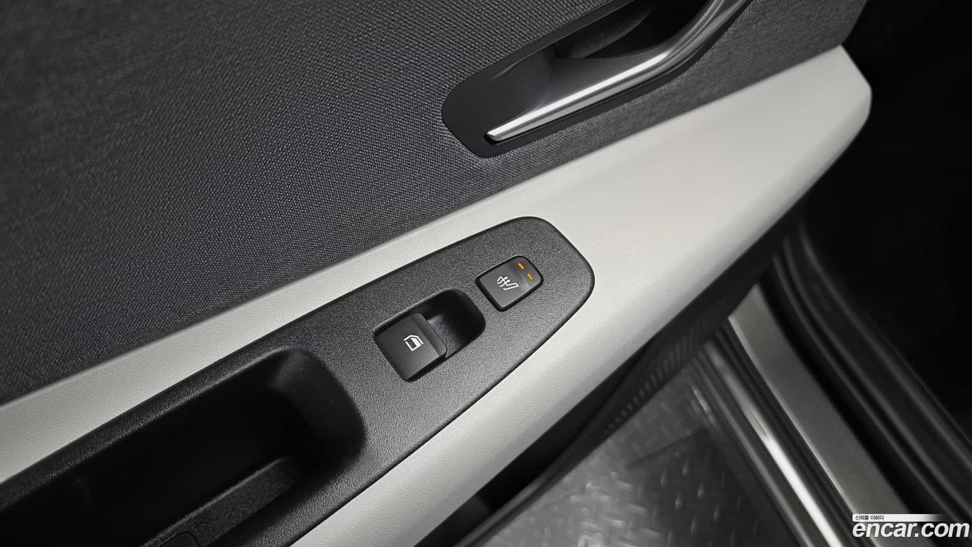 AVANTE Hyundai 2022.10-OPTION-023