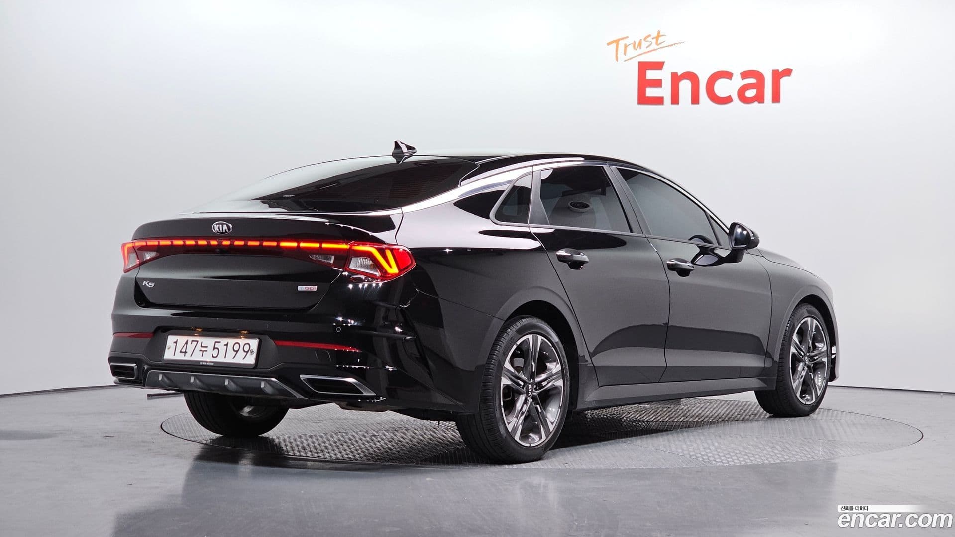 Main__Slider__Photo:K5 Kia 2020.4-1