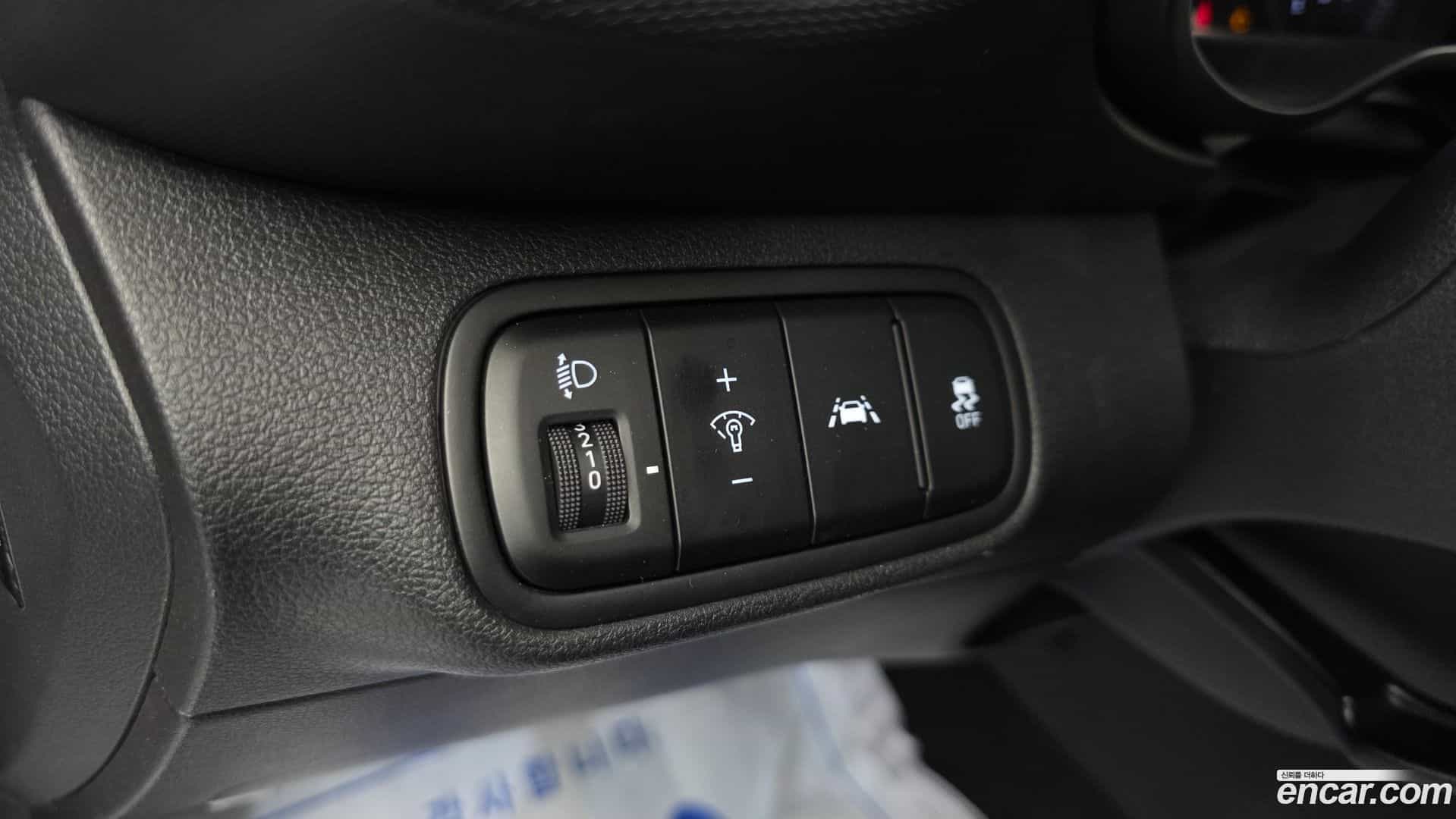 Venue Hyundai 2019.7-OPTION-024
