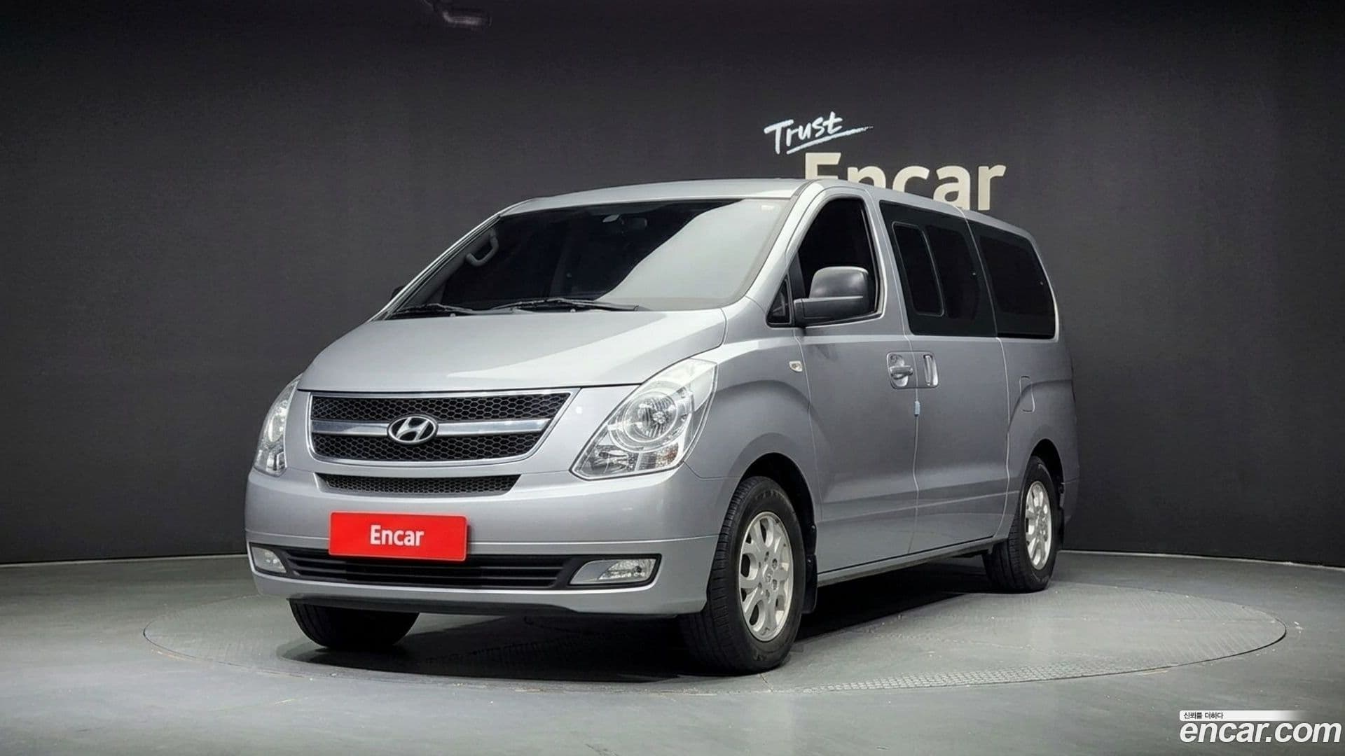 Main__Slider__Photo:Starex Hyundai 2015.5-0