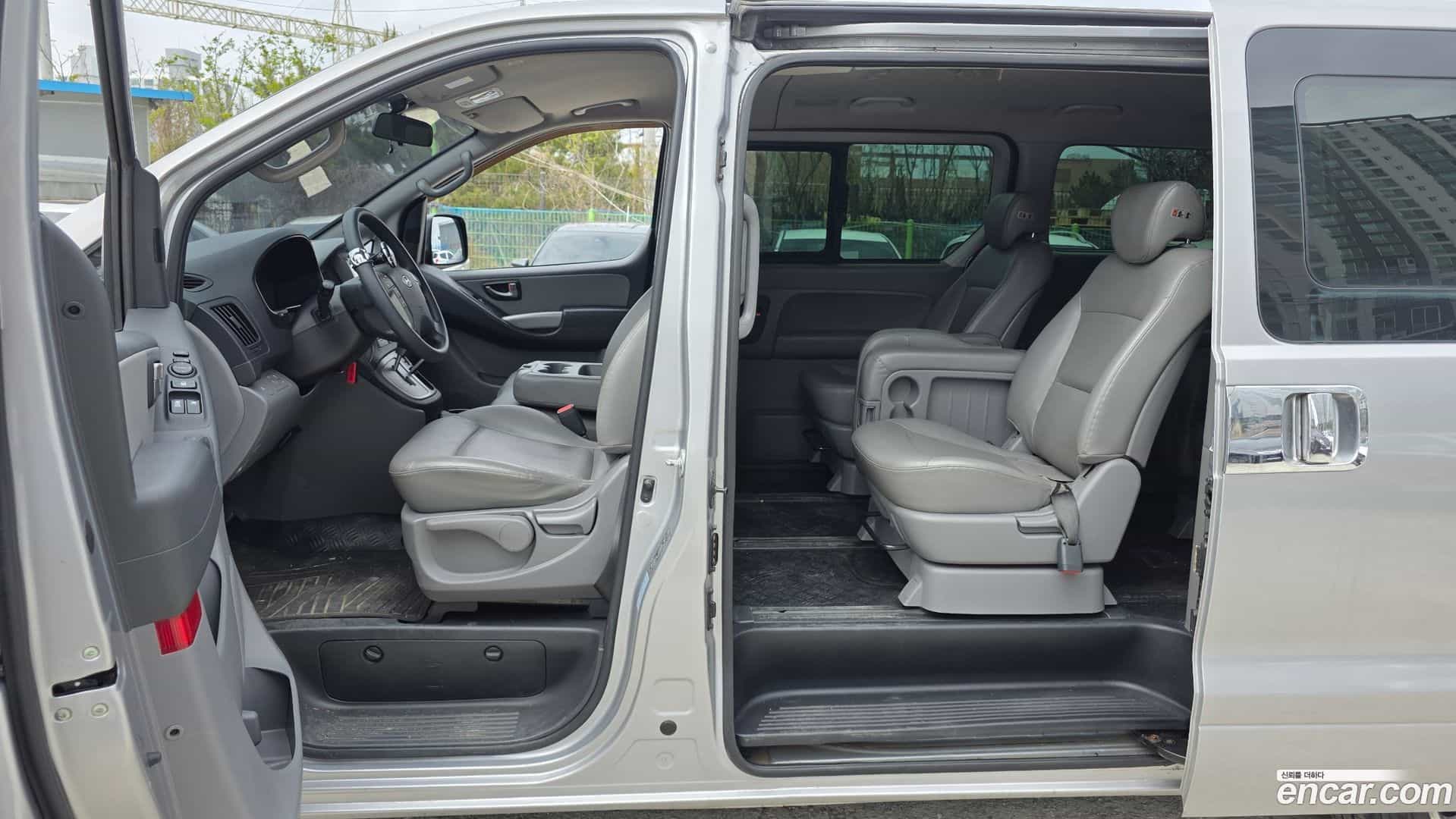 Starex Hyundai 2015.5-OPTION-022