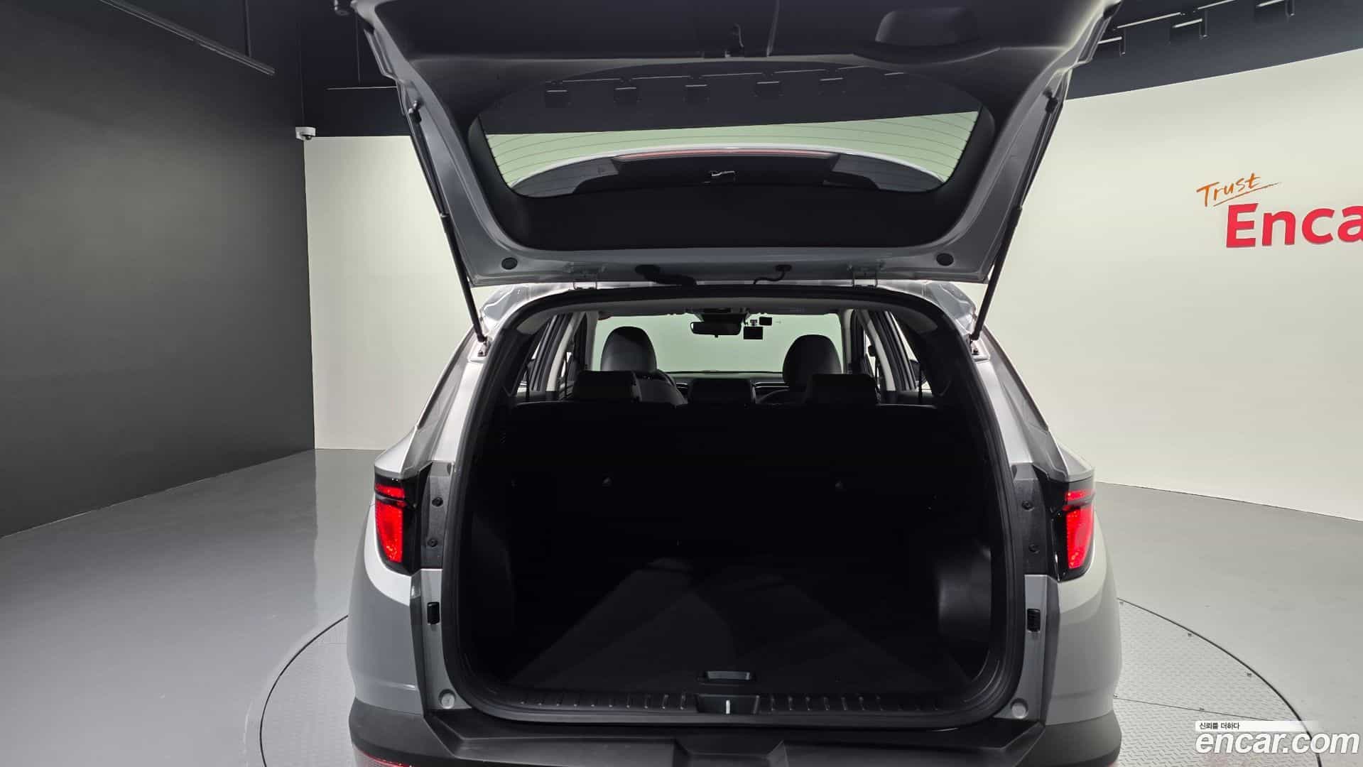 Tucson Hyundai 2023.1-OPTION-024