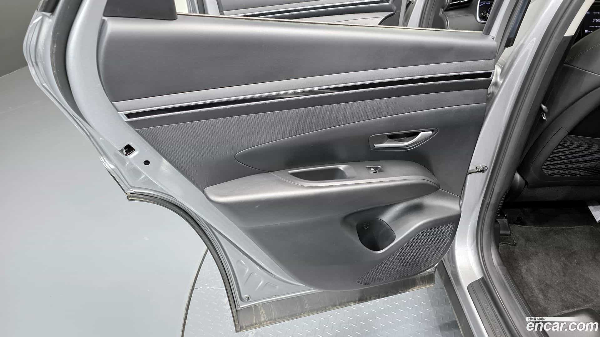 Tucson Hyundai 2023.1-INNER-035