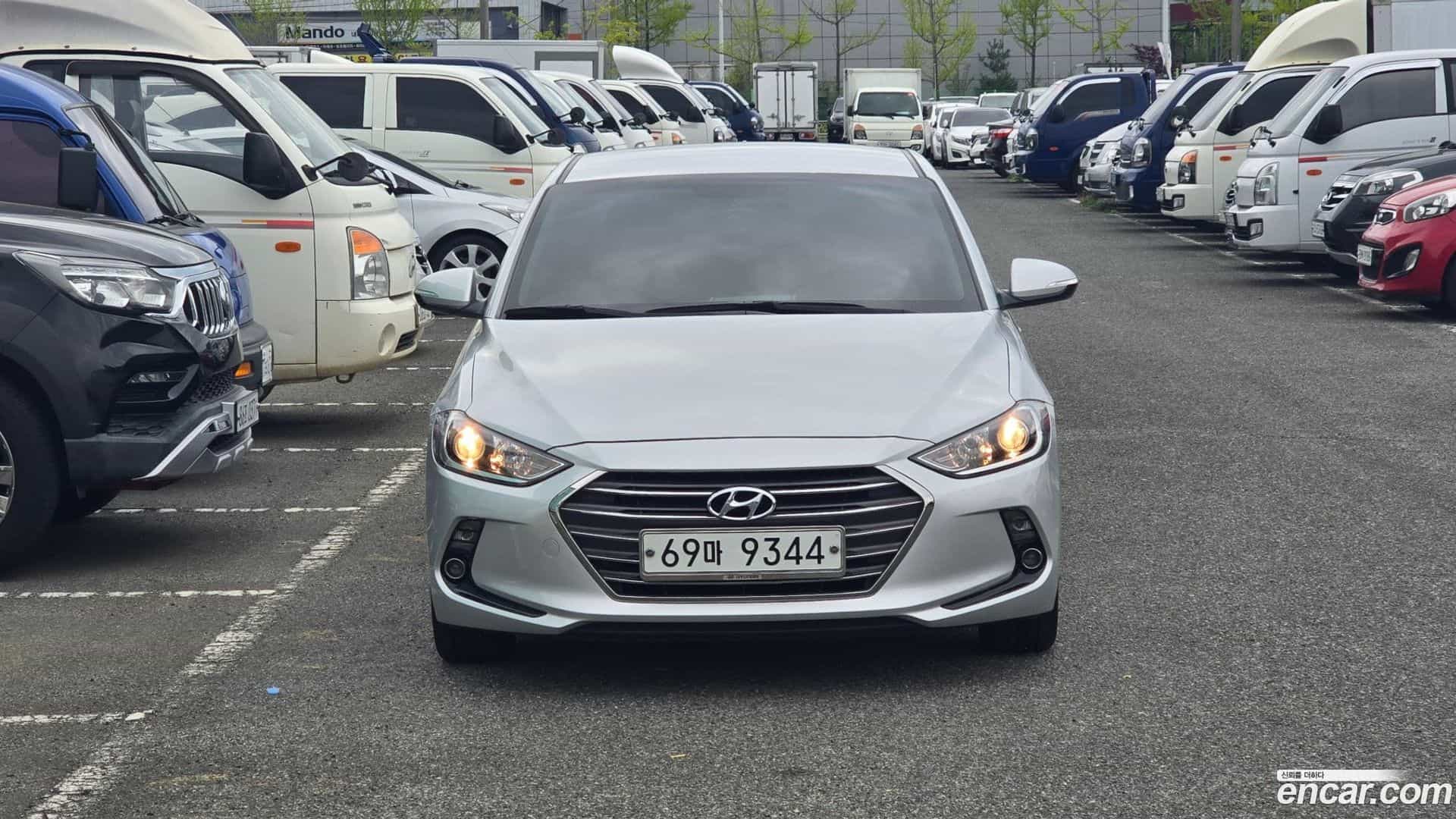 AVANTE Hyundai 2016.1-OUTER-003