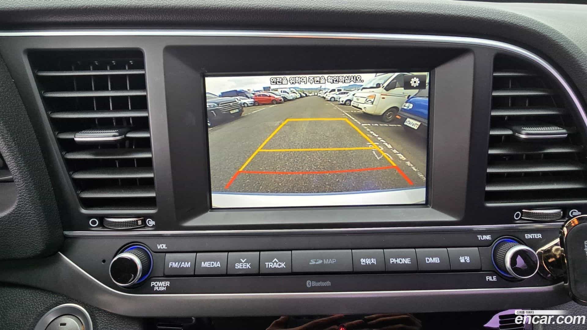 AVANTE Hyundai 2016.1-INNER-010