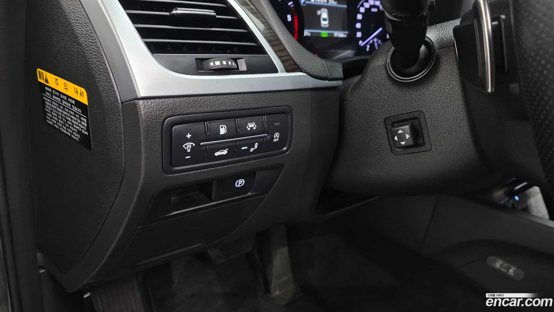 G80 Genesis 2019.7-INNER-036