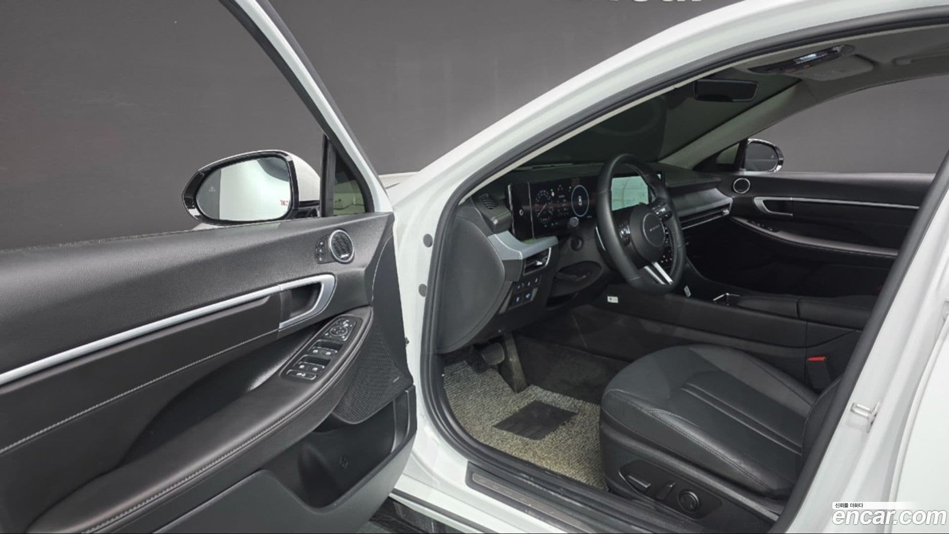 Main__Slider__Photo:Sonata Hyundai 2024.11-9