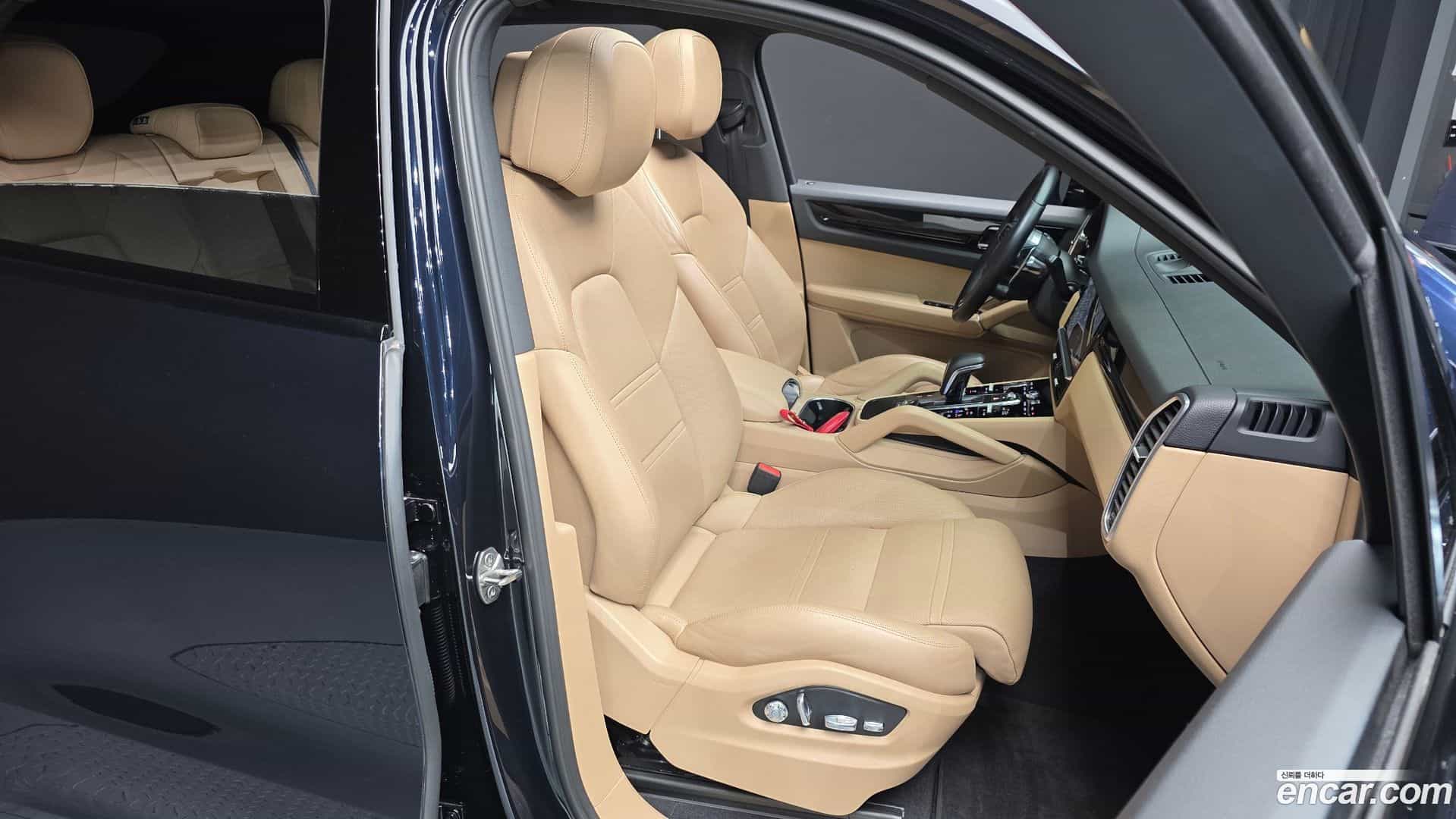 Cayenne Porsche 2020.5-OPTION-016