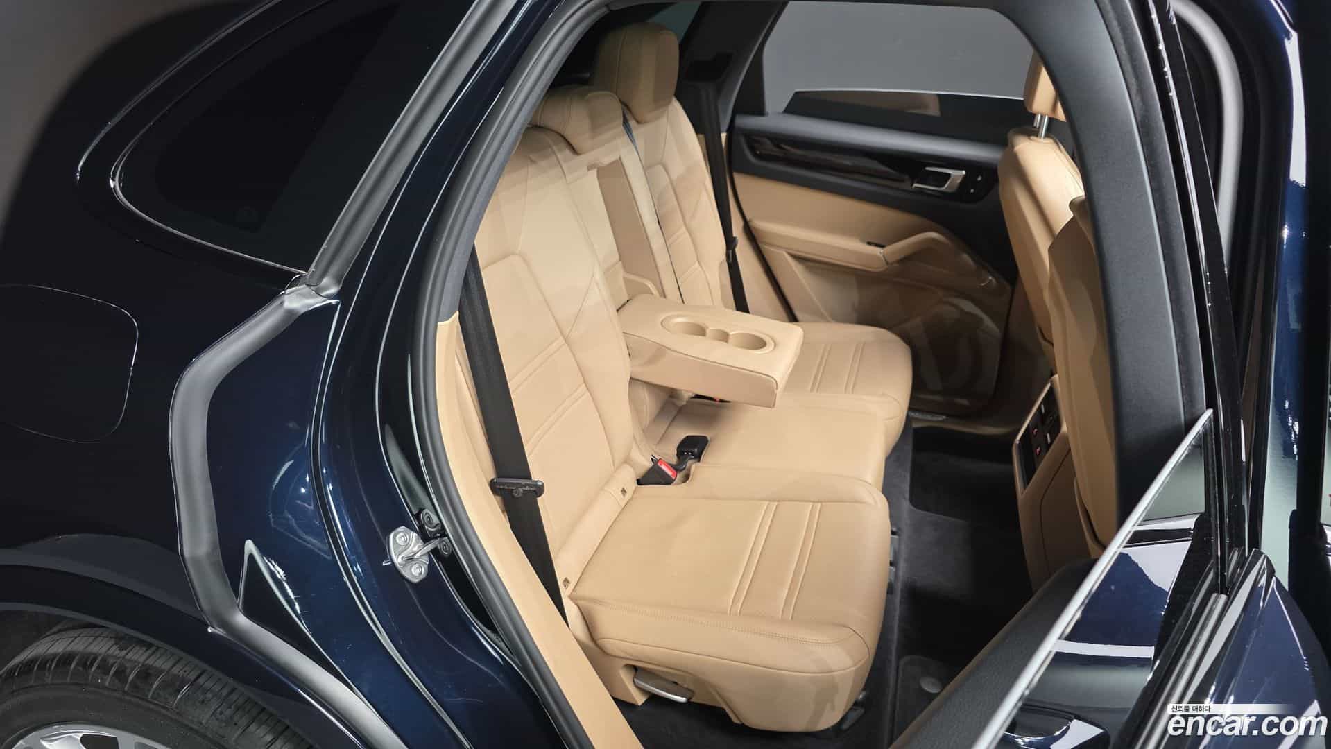 Cayenne Porsche 2020.5-INNER-036